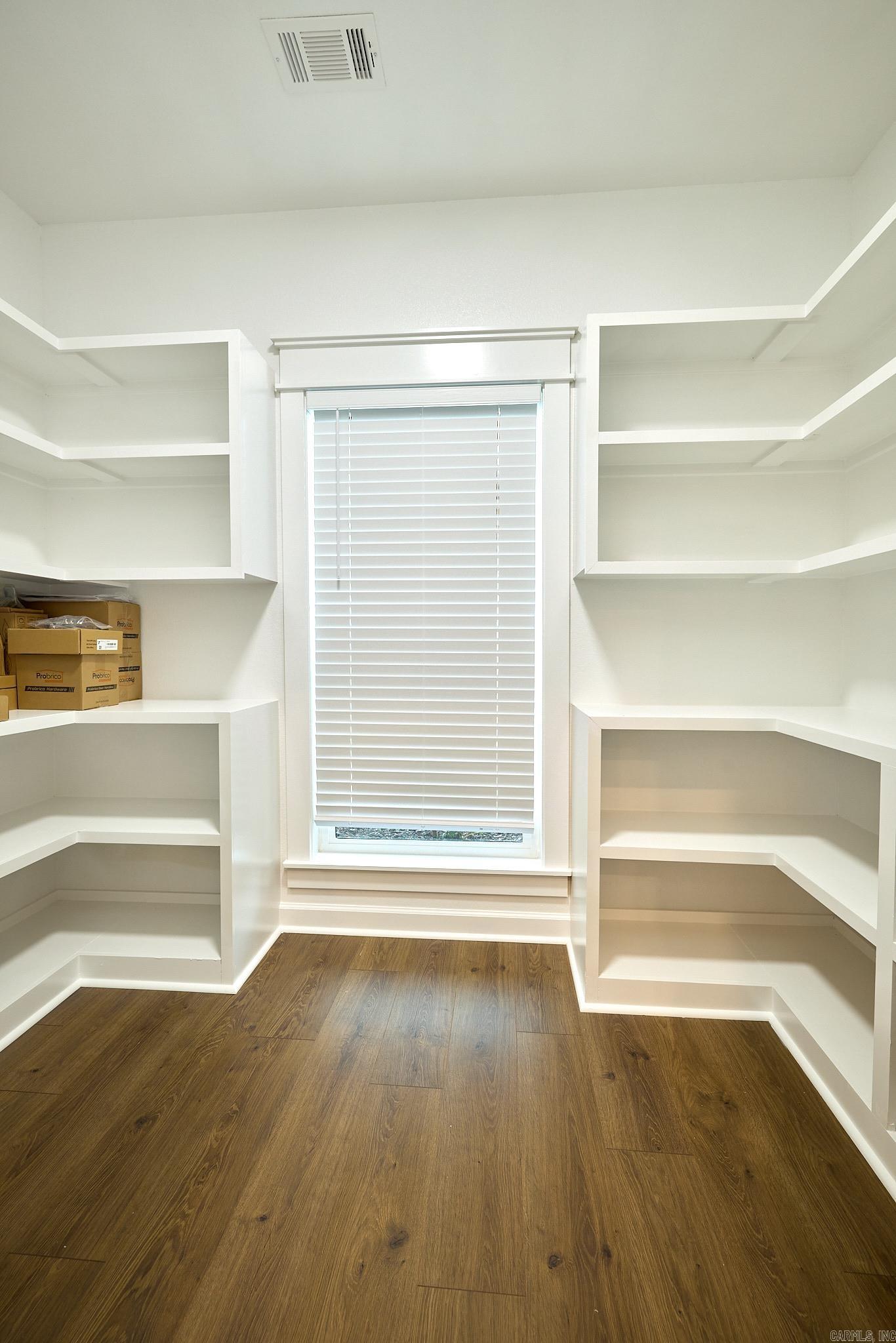 10565 W Miller Sardis Road  Bauxite, AR