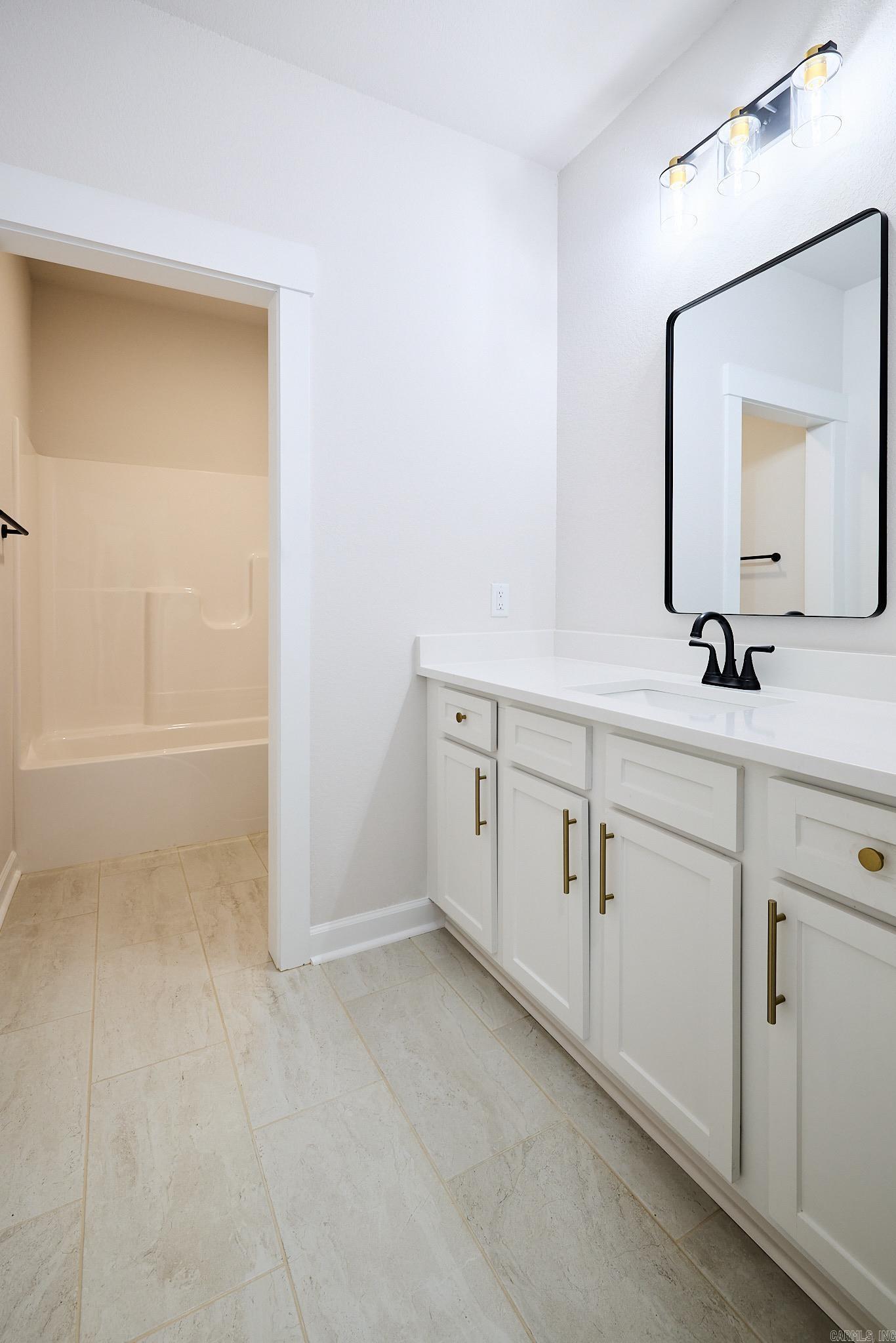 10565 W Miller Sardis Road  Bauxite, AR