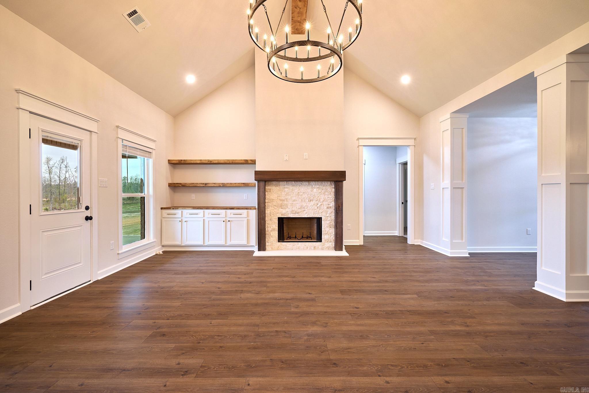 10565 W Miller Sardis Road  Bauxite, AR