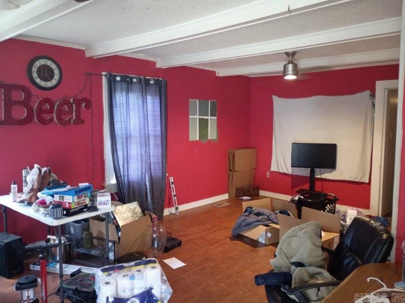 1111 E River Ave  Searcy, AR