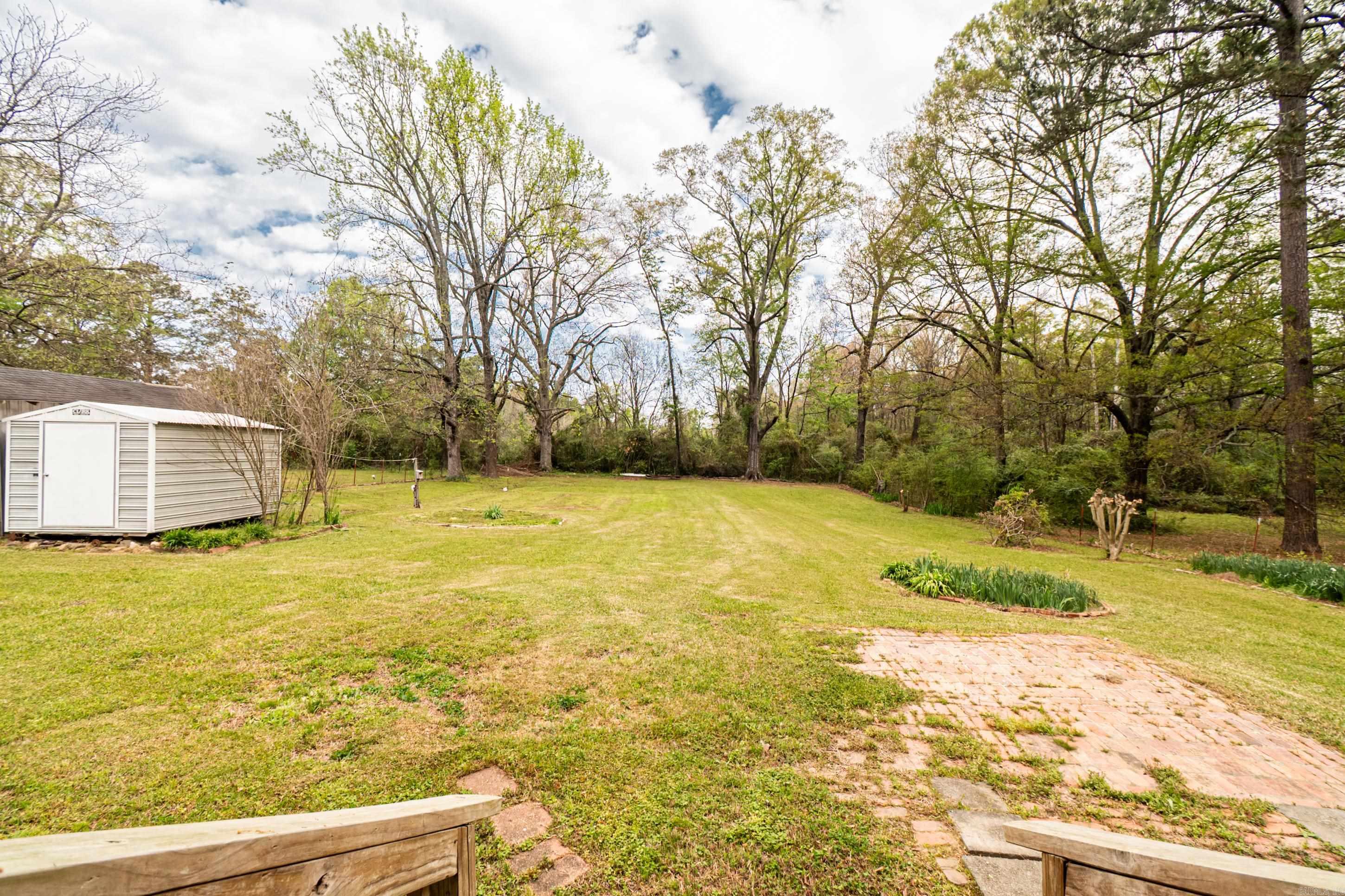 343 E Willis Ave  Monticello, AR