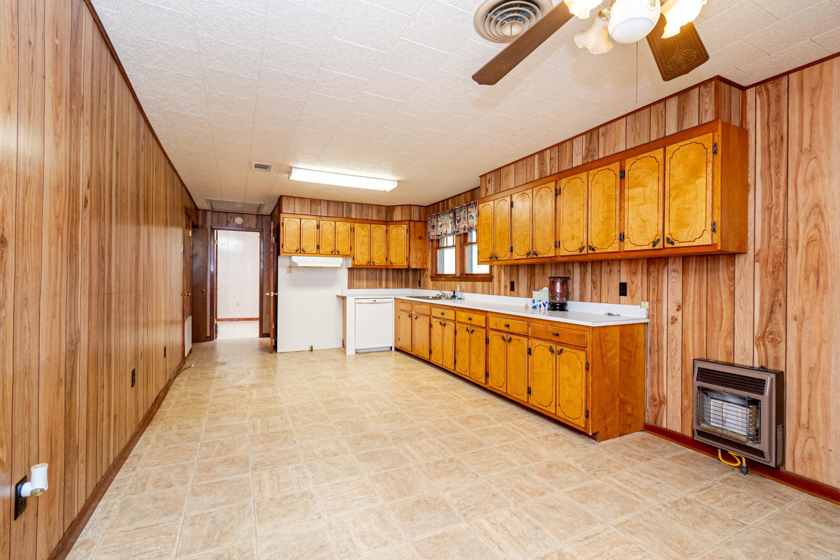 343 E Willis Ave  Monticello, AR