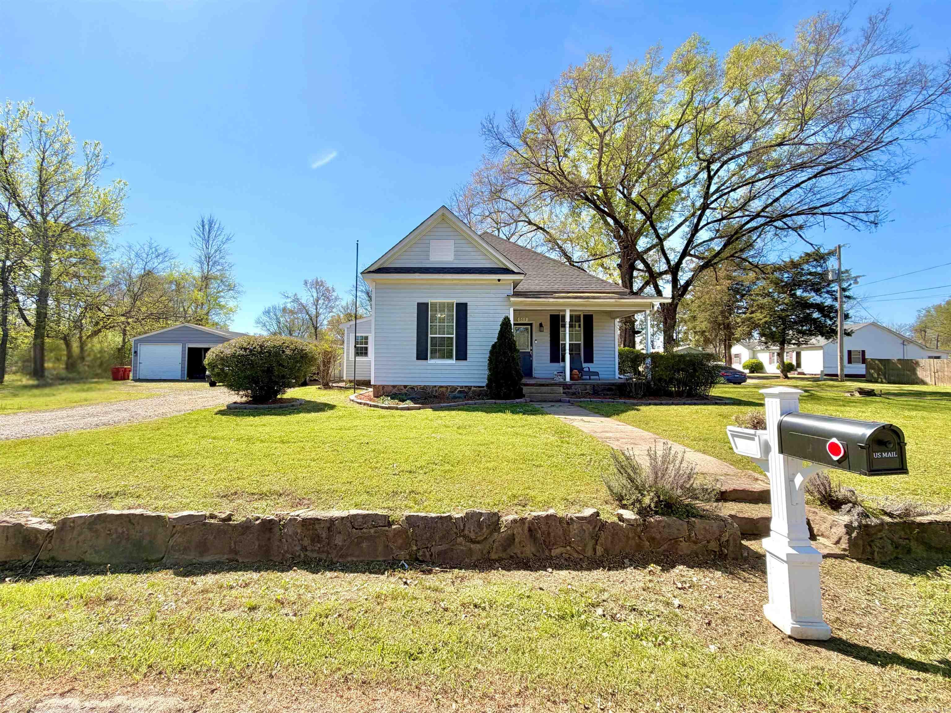 511 W Childress  Morrilton, AR