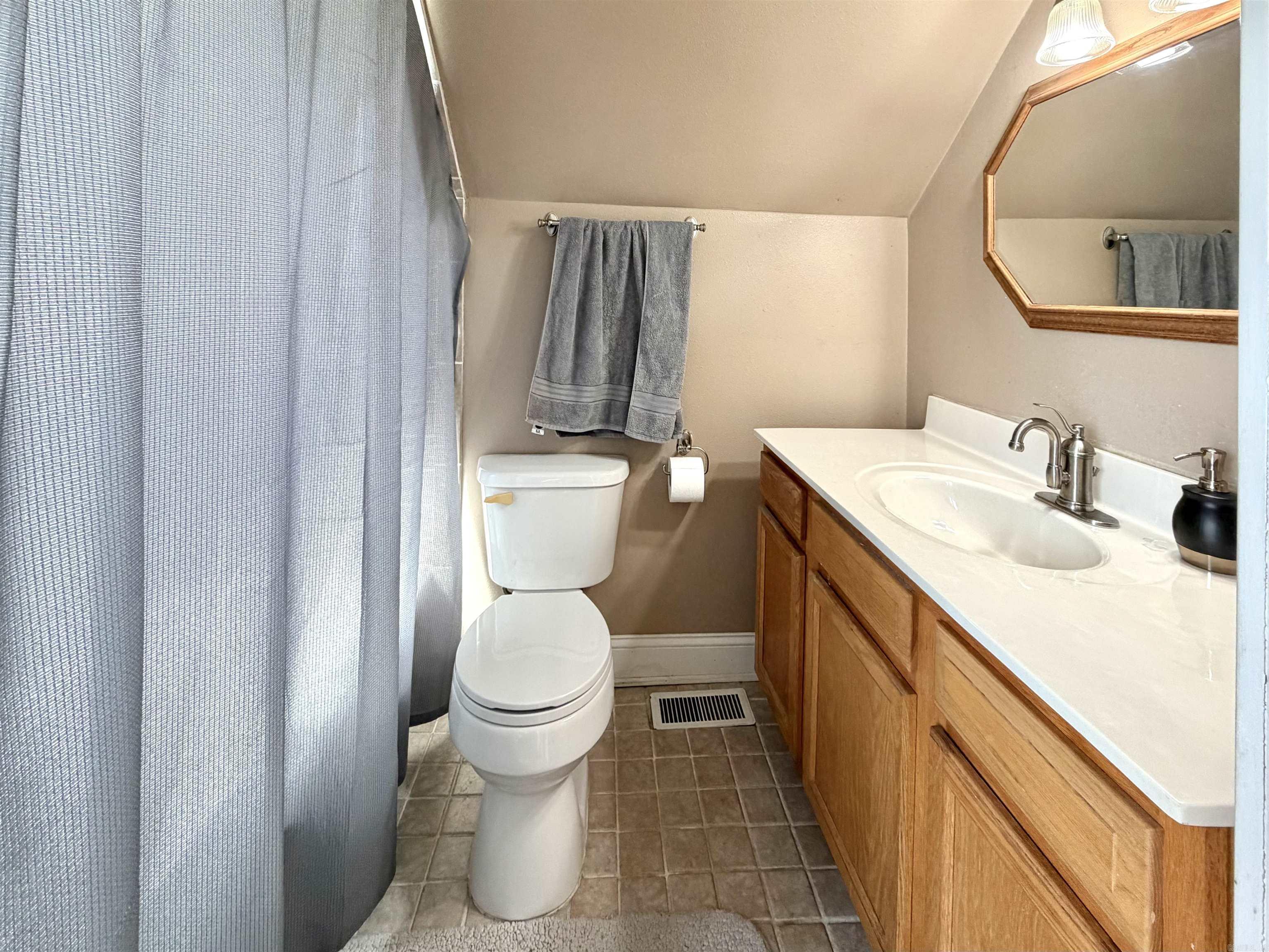 511 W Childress  Morrilton, AR