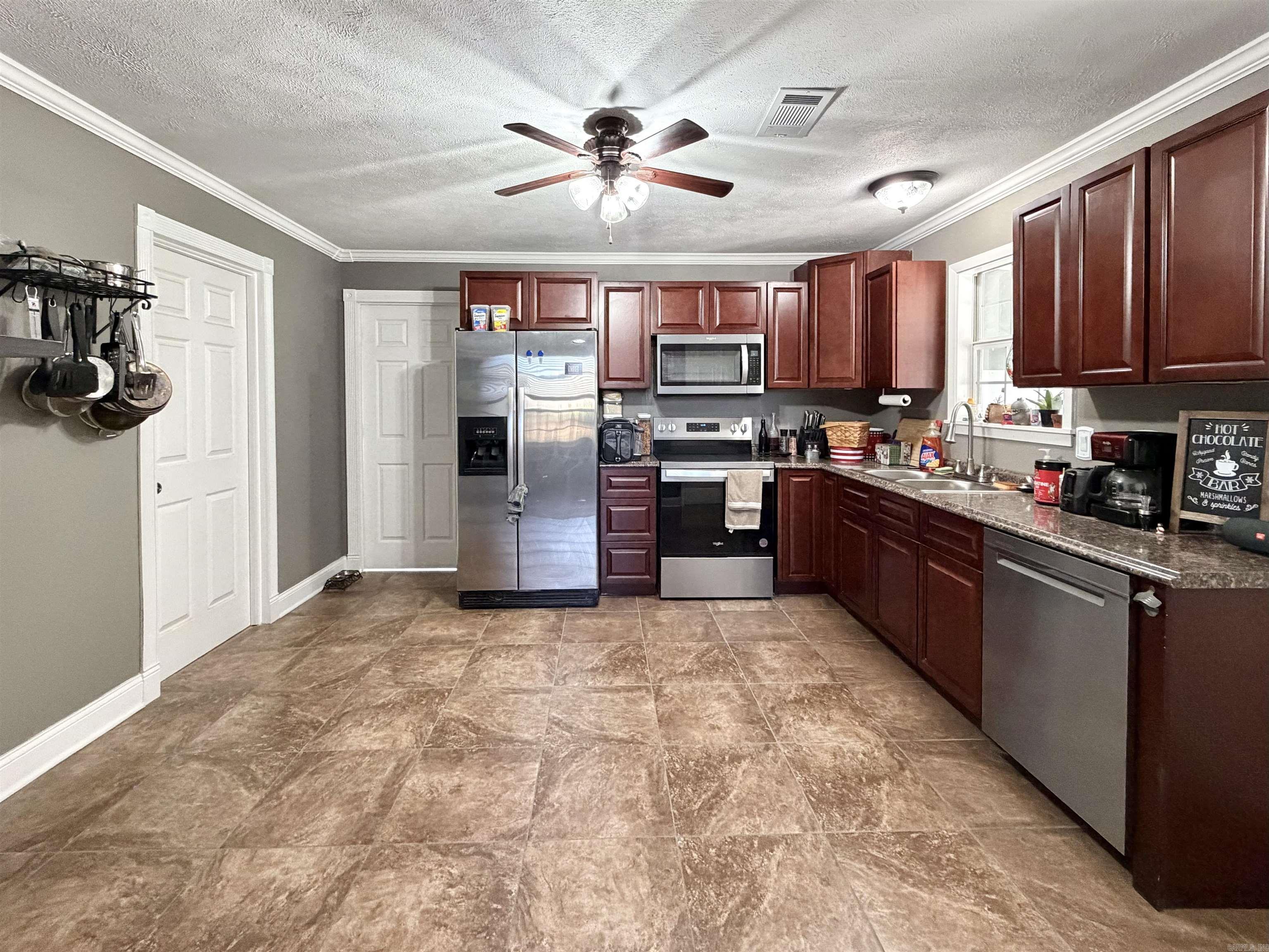 511 W Childress  Morrilton, AR