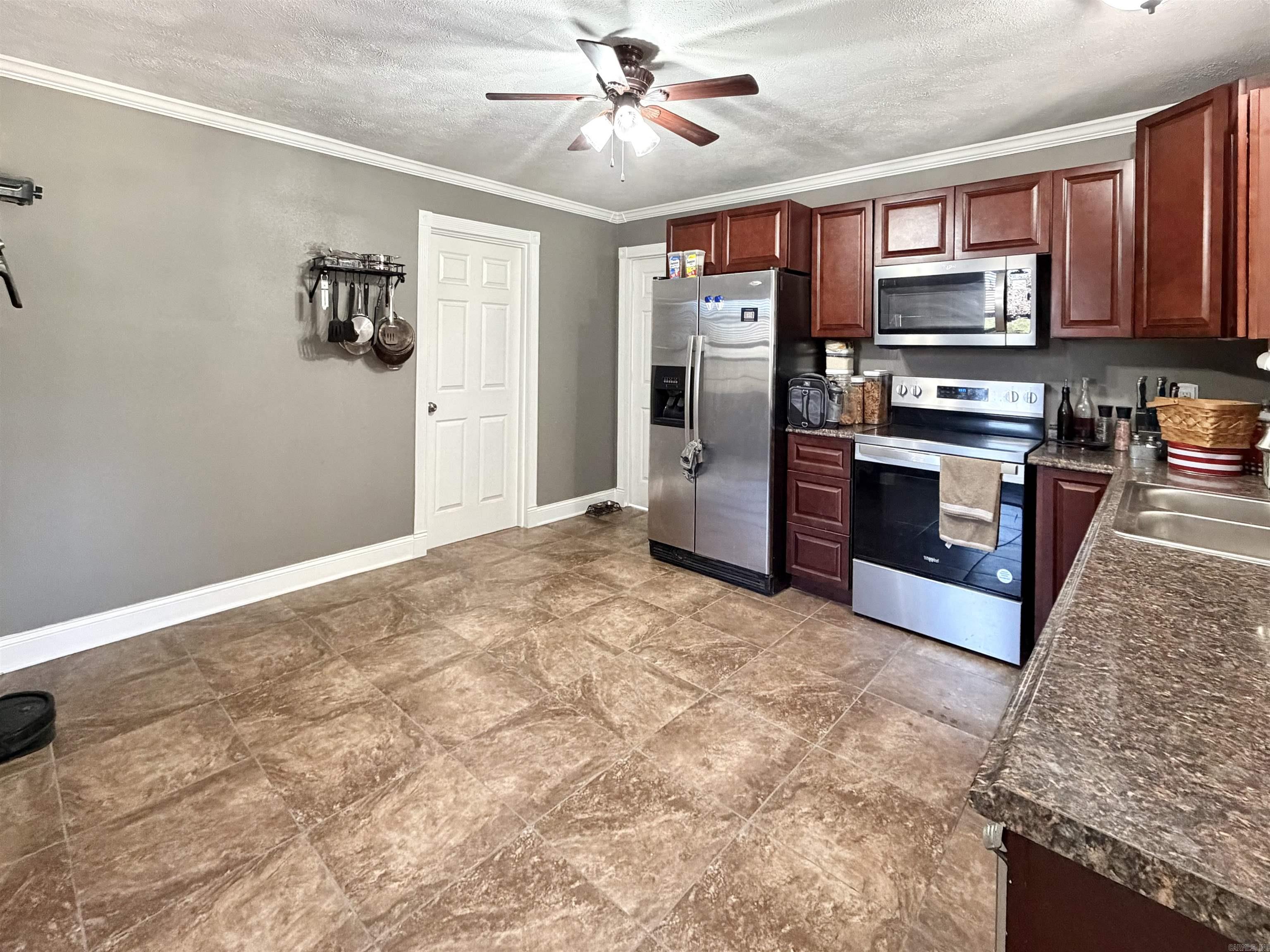 511 W Childress  Morrilton, AR