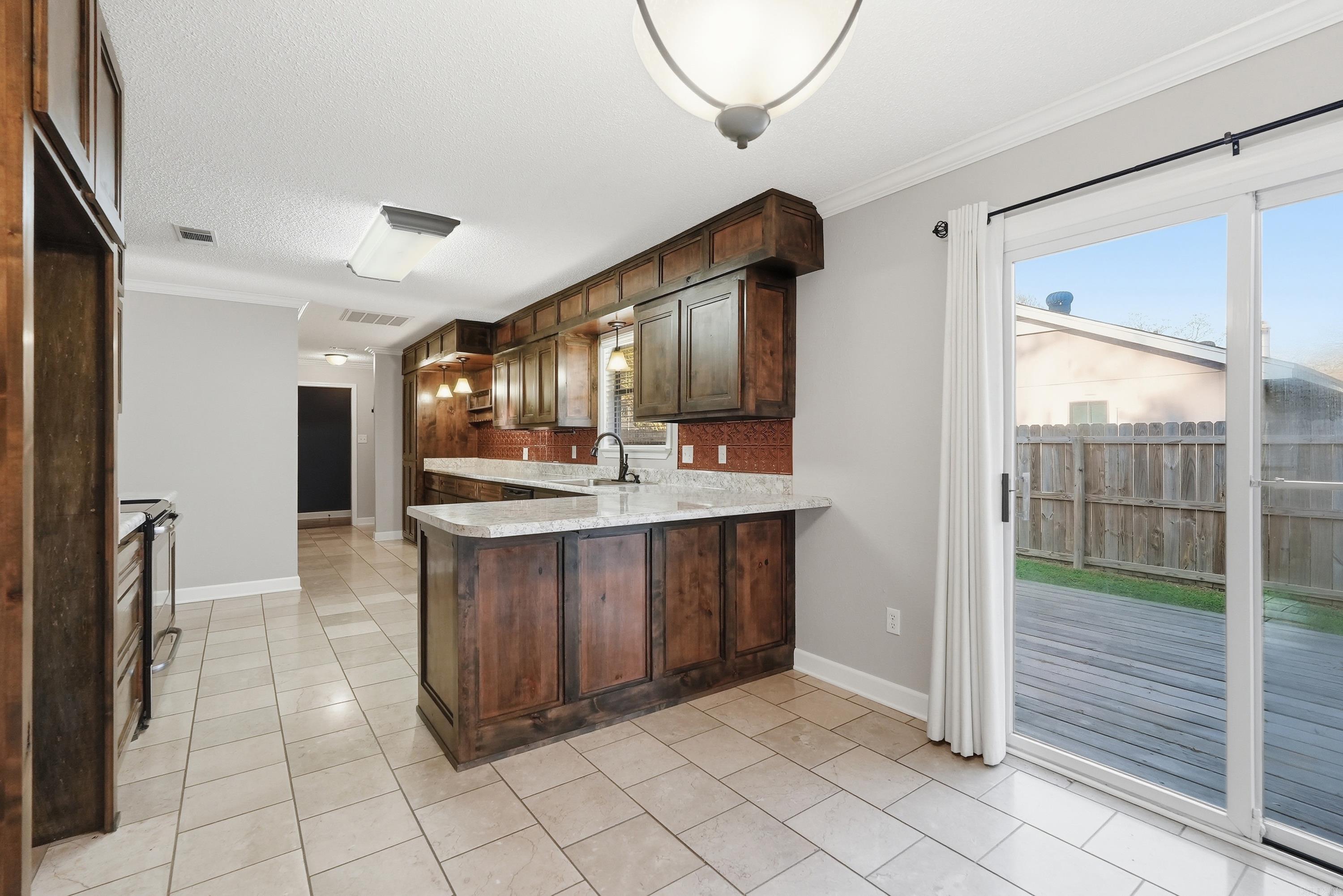 19 Rosanne Dr Conway, AR 72034