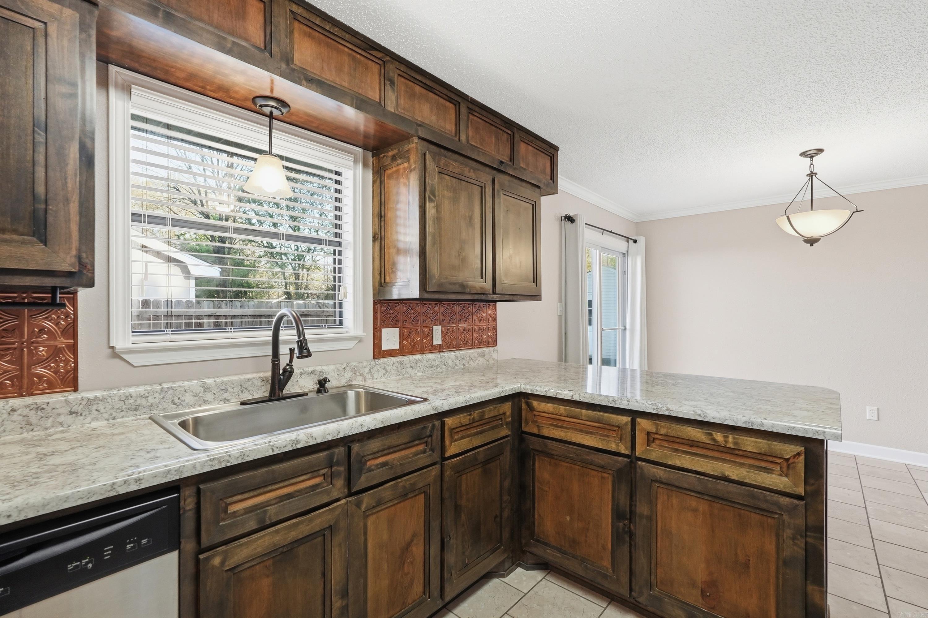 19 Rosanne Dr Conway, AR 72034