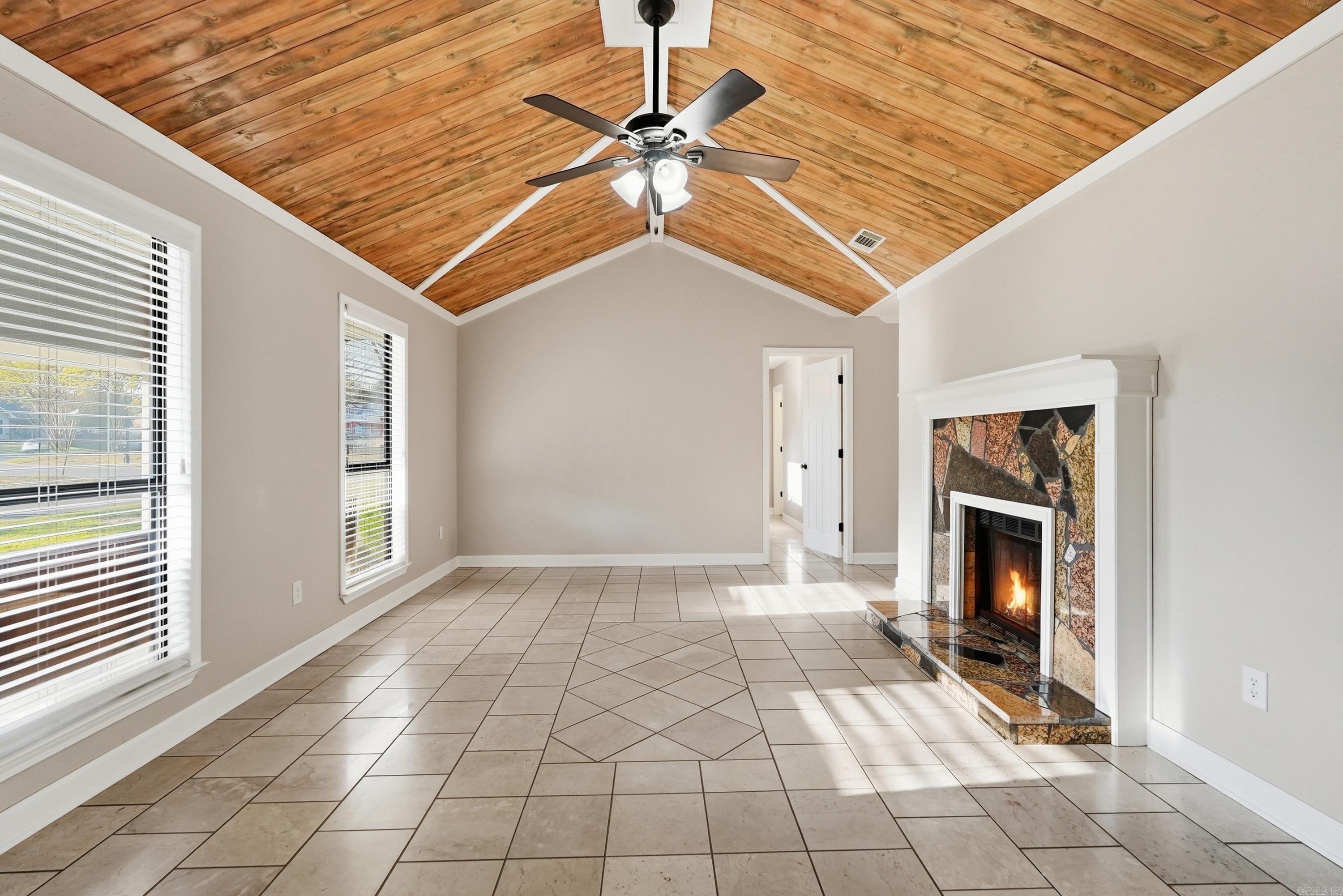 19 Rosanne Dr Conway, AR 72034