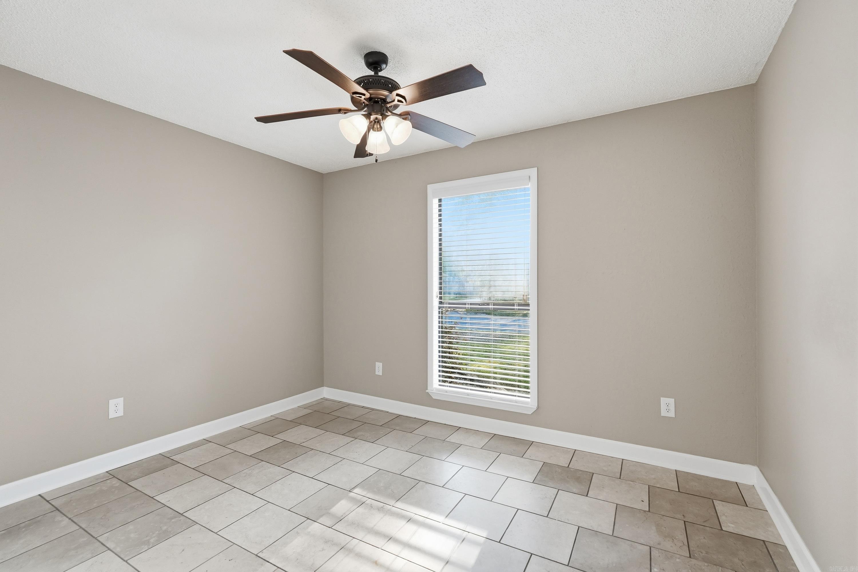 19 Rosanne Dr Conway, AR 72034