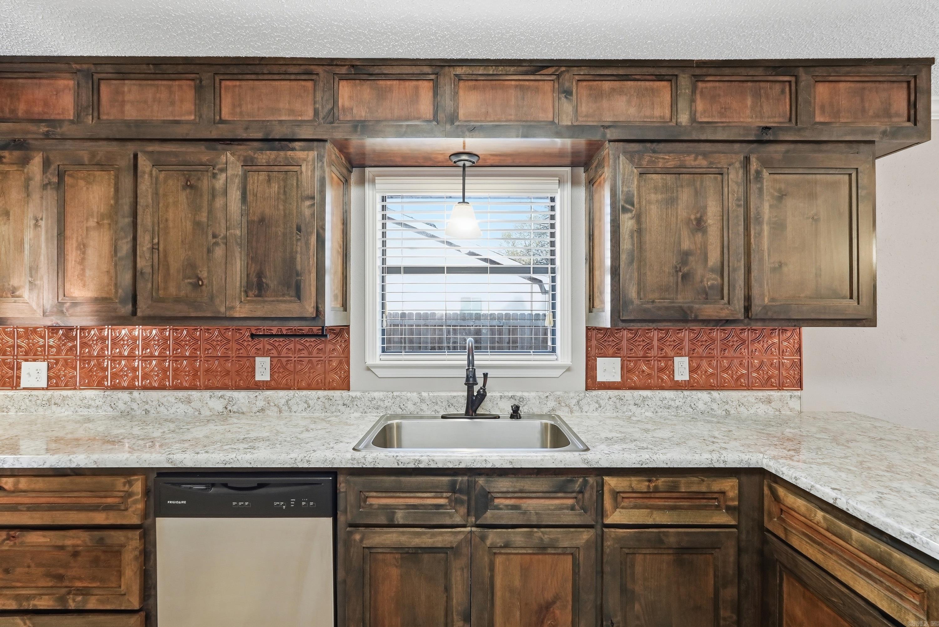 19 Rosanne Dr Conway, AR 72034