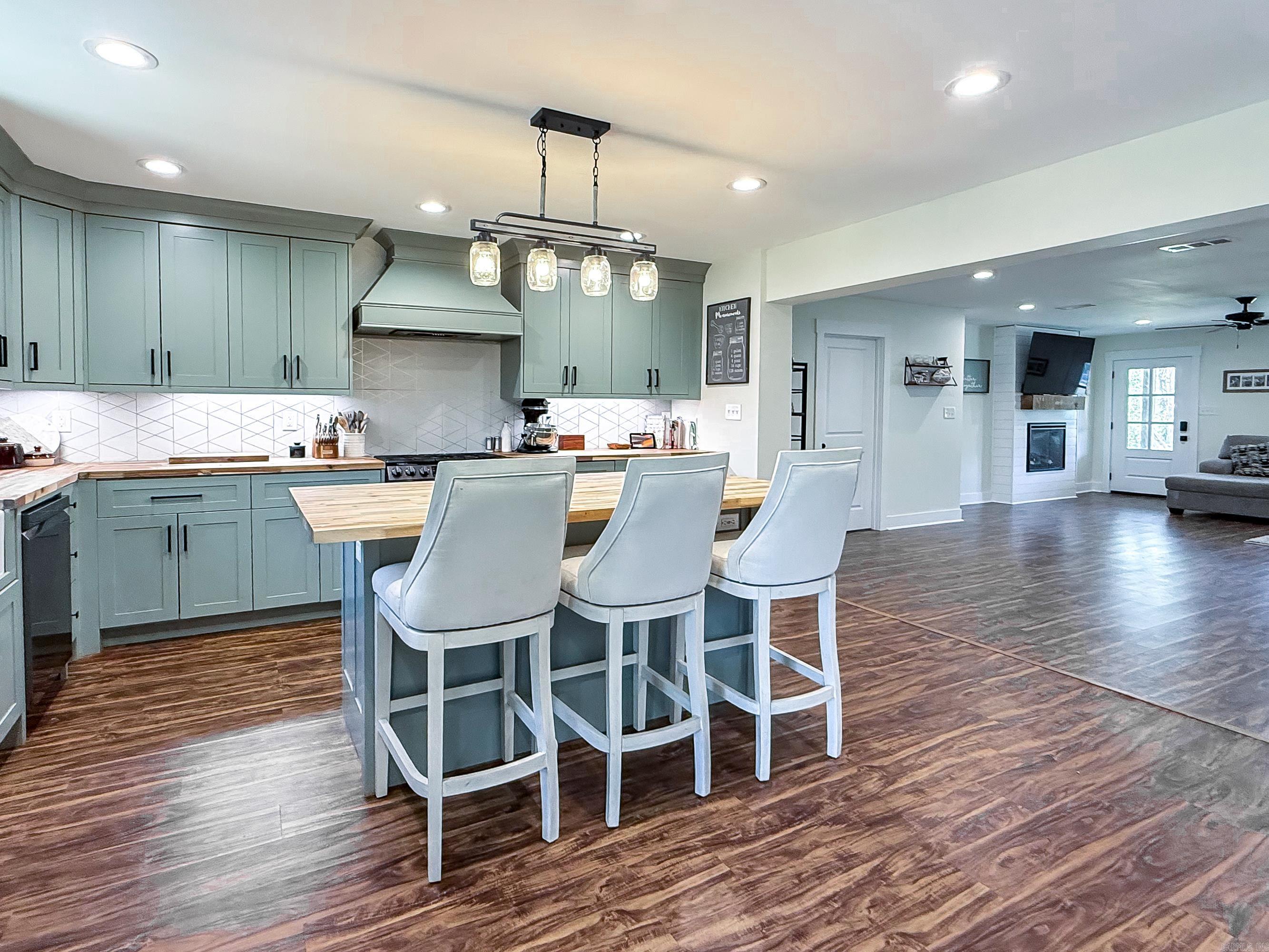 7991 Carrie  Benton, AR