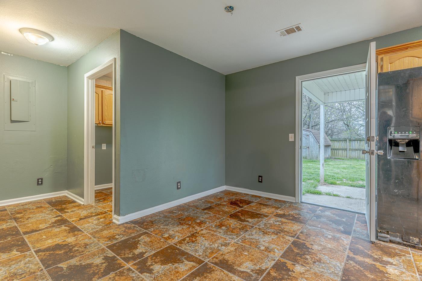 604 Meadow Ln  Paragould, AR