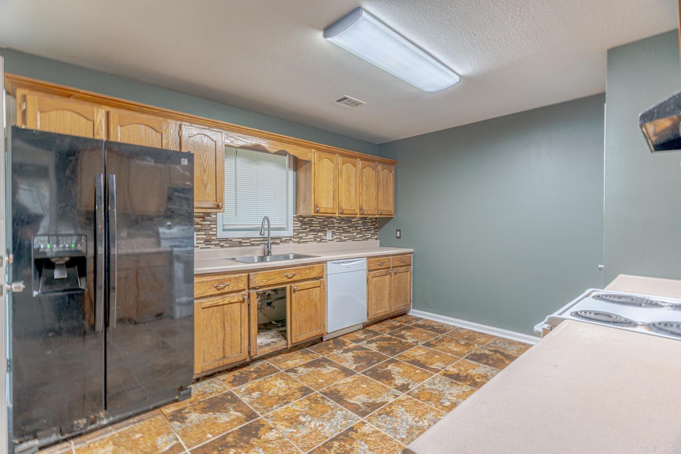 604 Meadow Ln  Paragould, AR