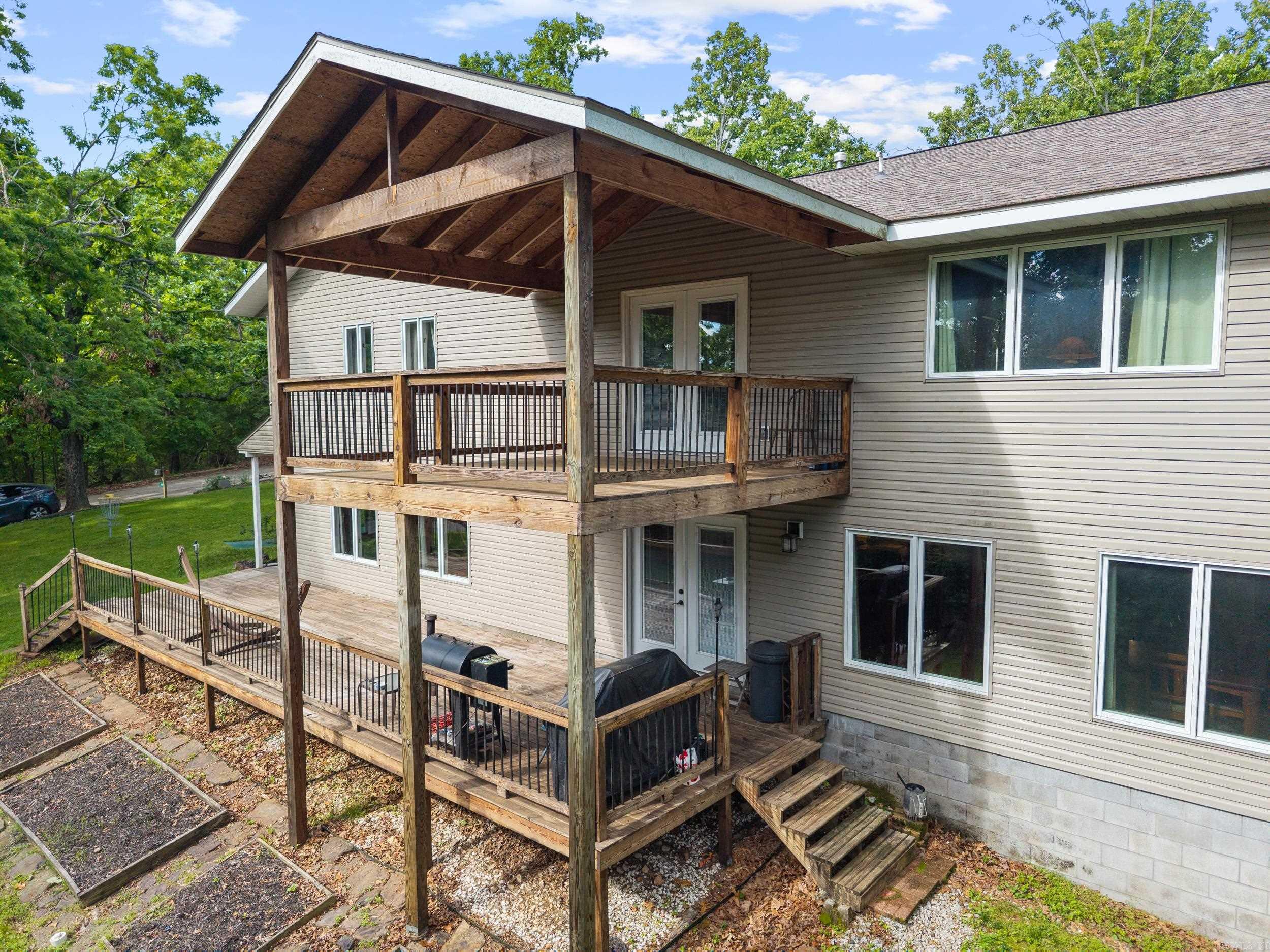 15364 Twin Pines Road  Lowell, AR