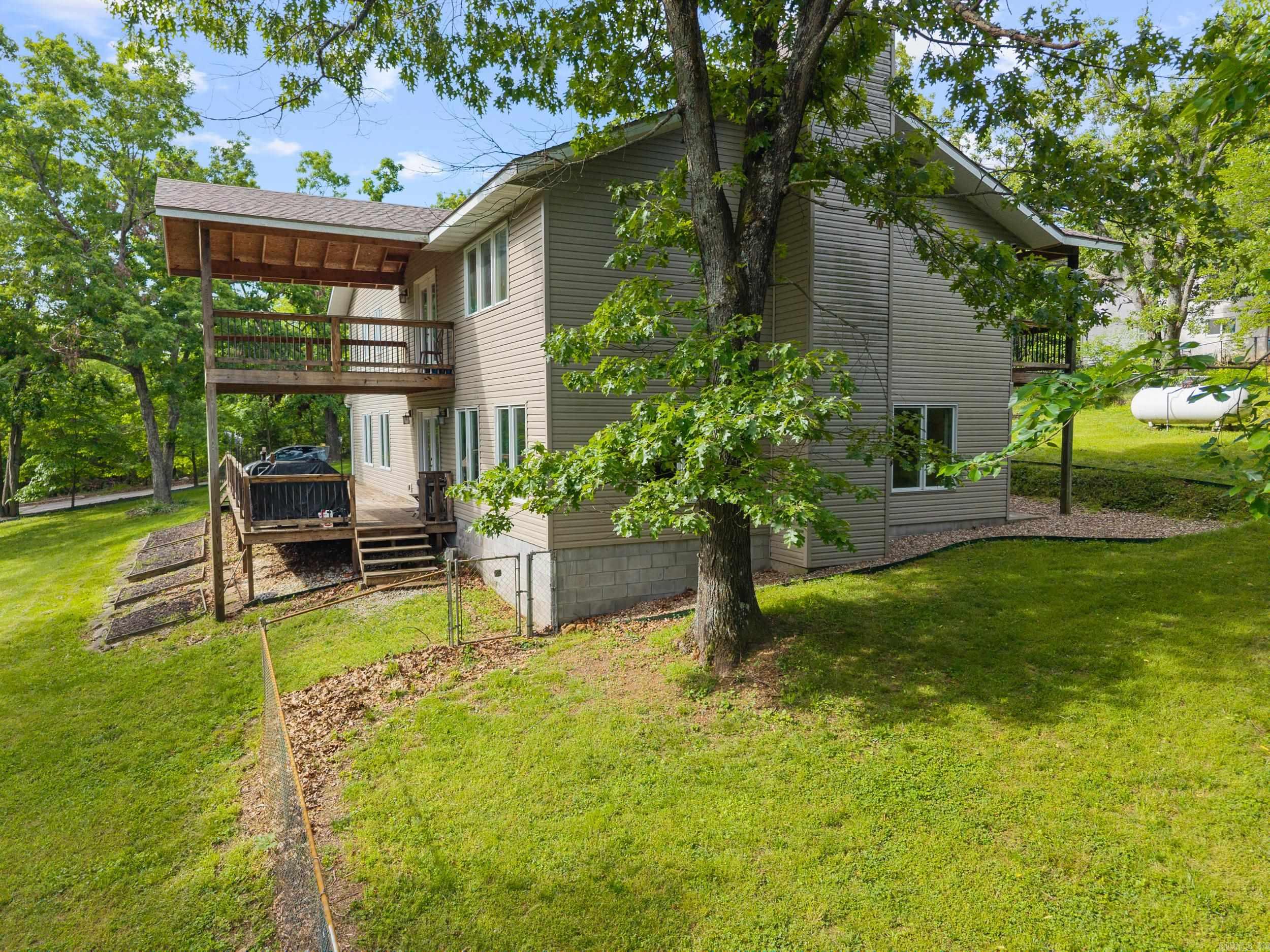 15364 Twin Pines Road  Lowell, AR