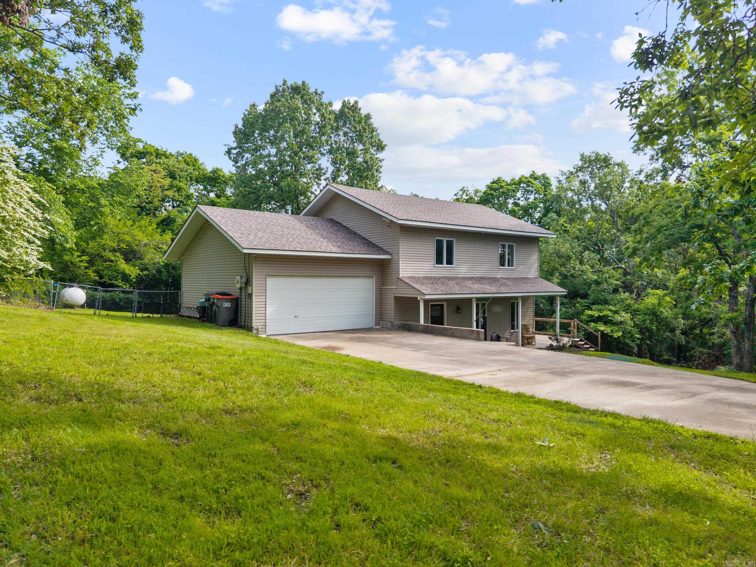 15364 Twin Pines Road  Lowell, AR