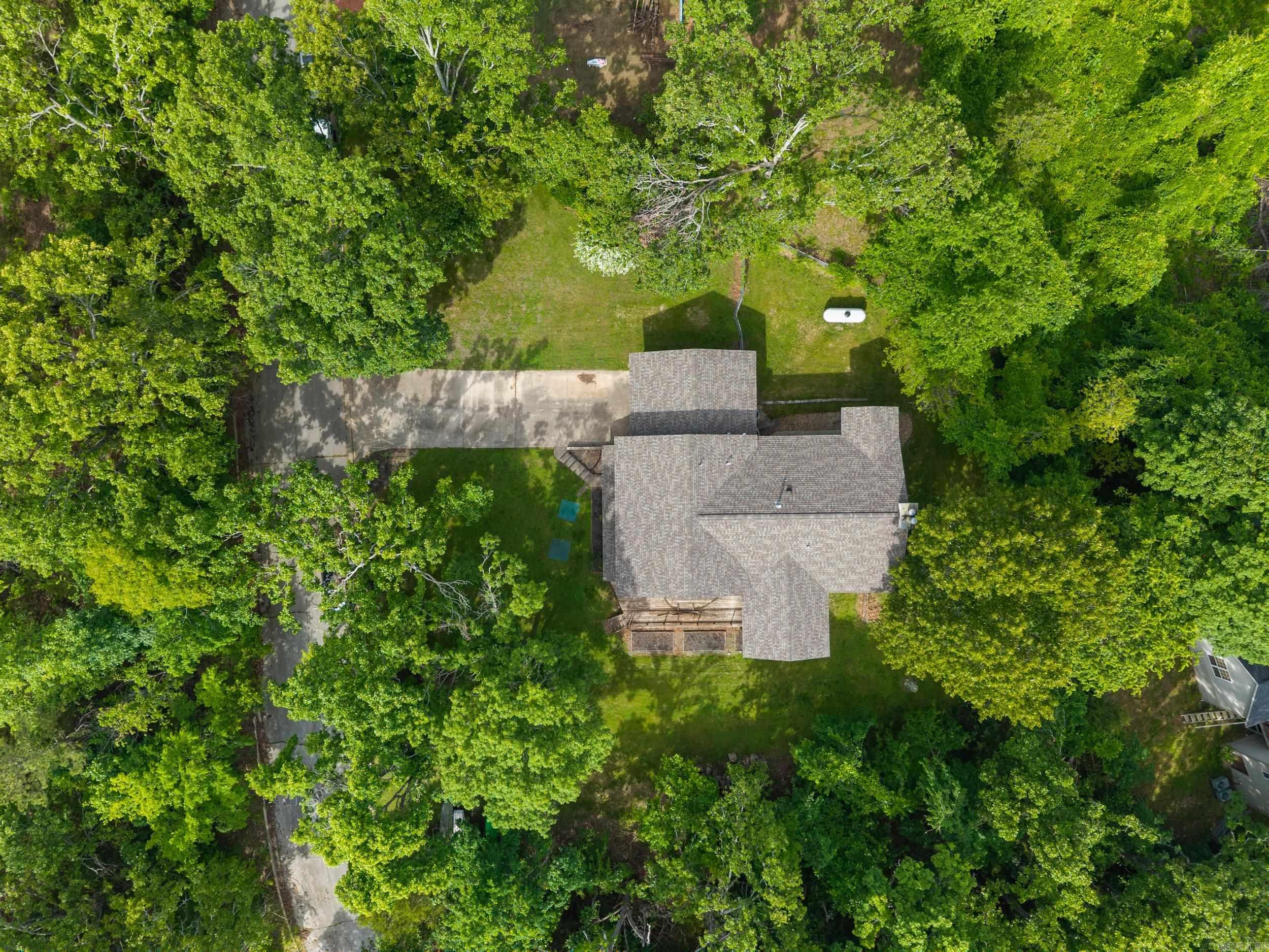 15364 Twin Pines Road  Lowell, AR