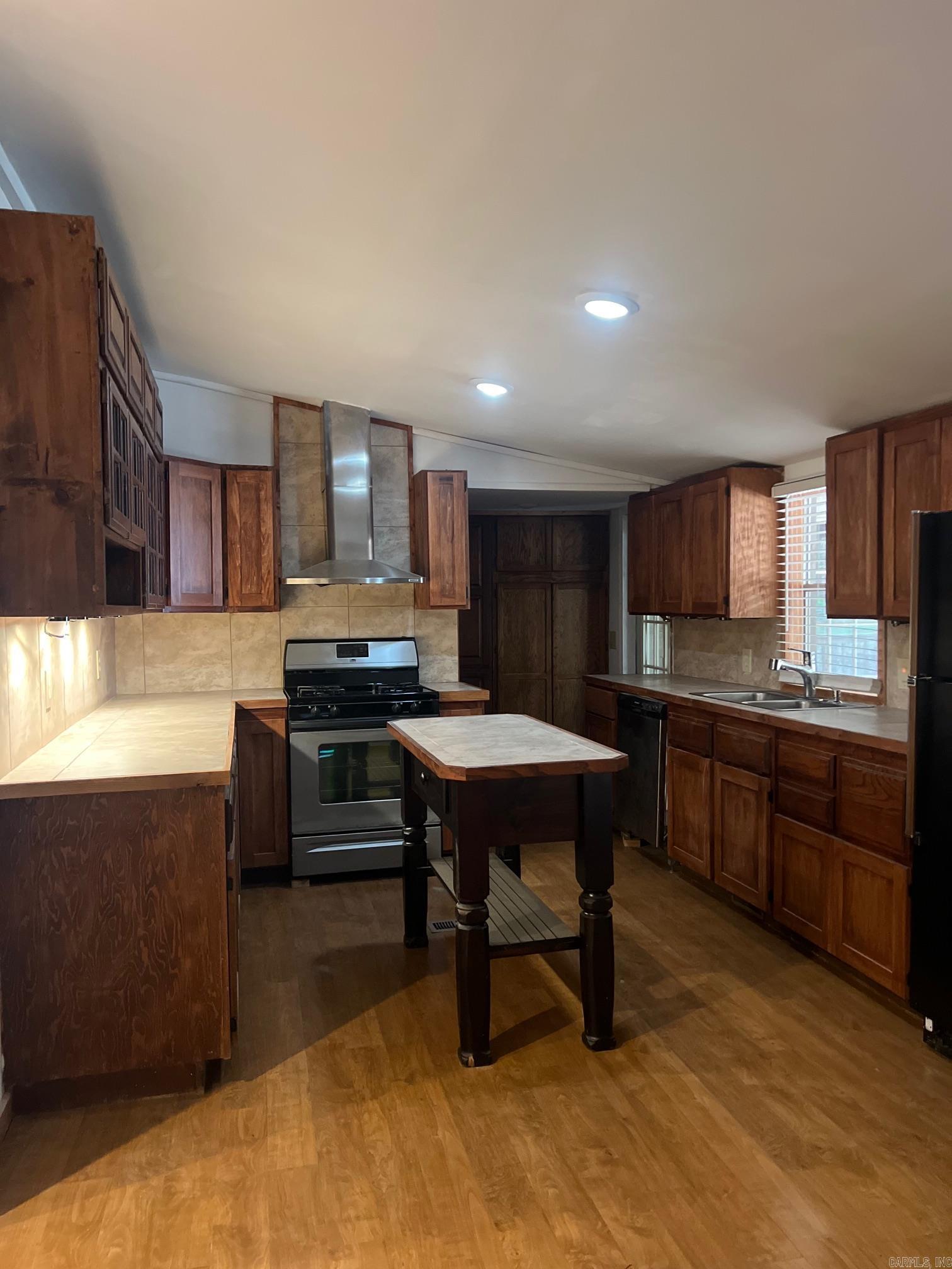 1770 Old Hickory Shirley, AR 72153