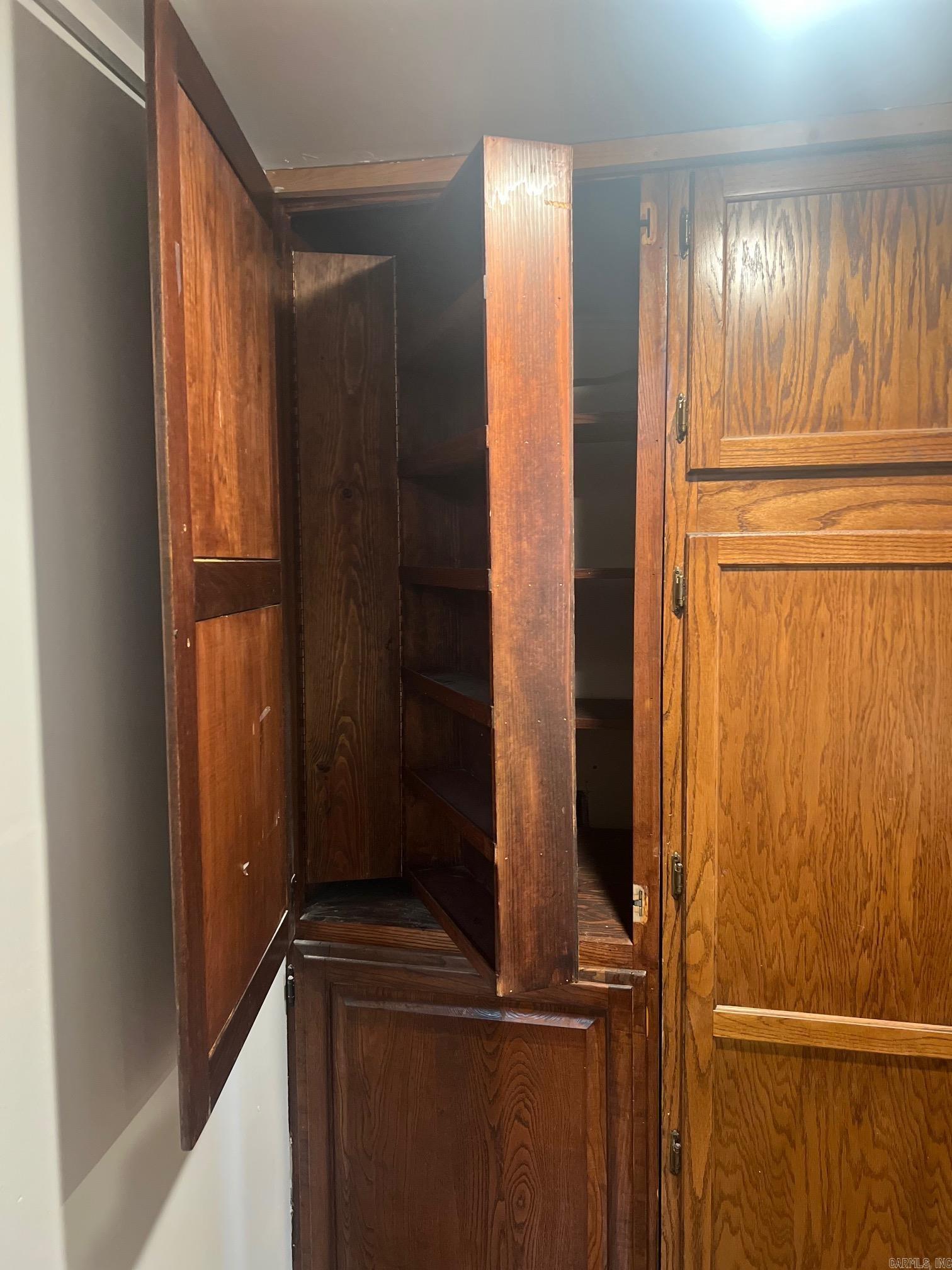 1770 Old Hickory  Shirley, AR