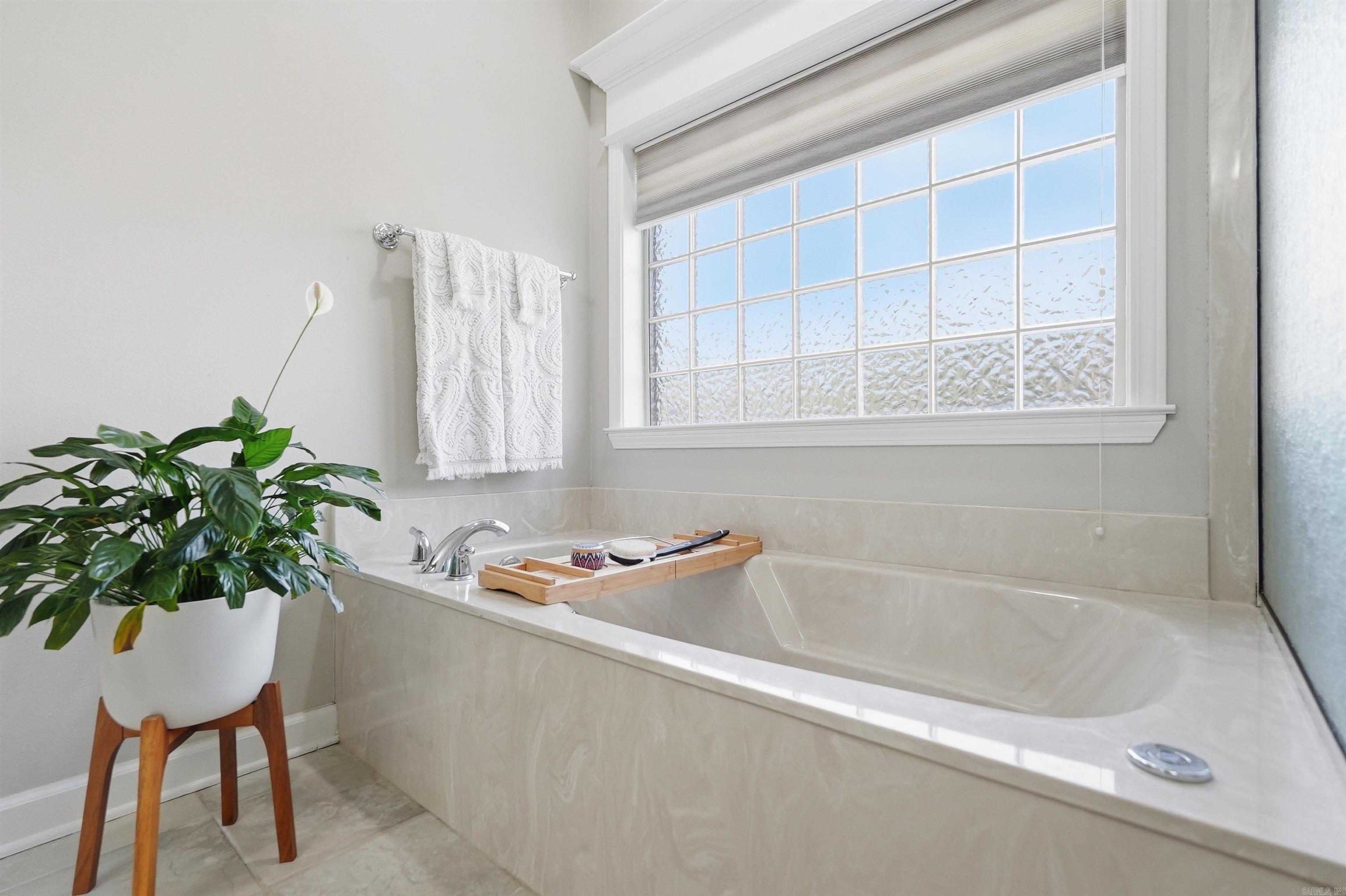 9 Lanes End  Little Rock, AR