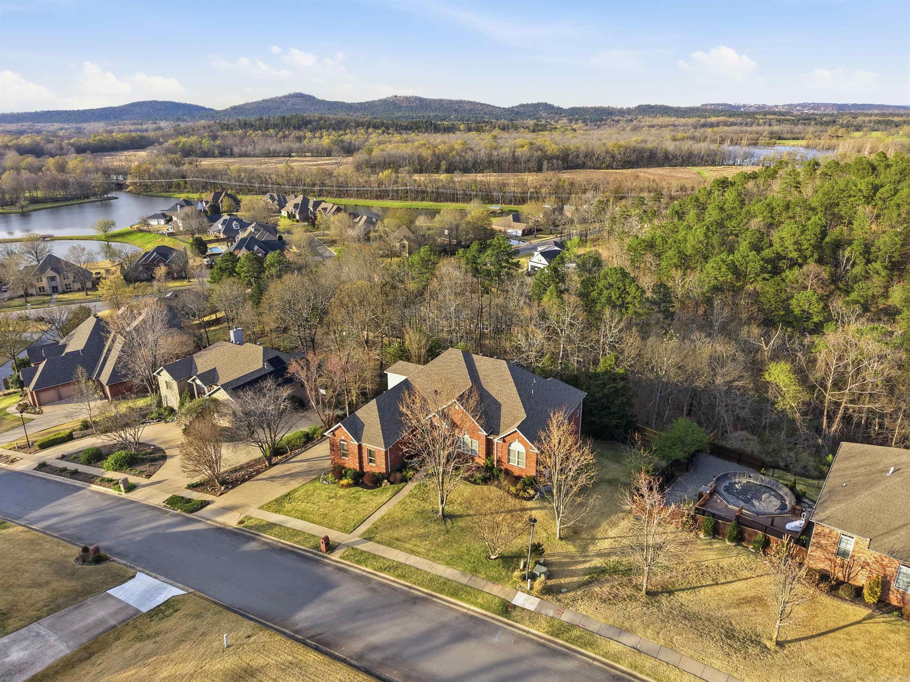 9 Lanes End  Little Rock, AR