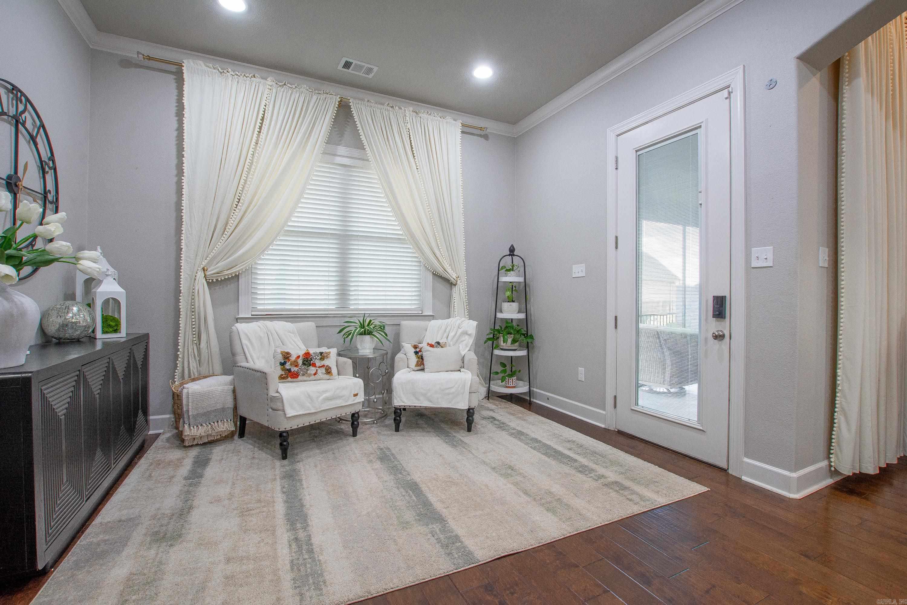 9800 Oak Heights Drive  Sherwood, AR