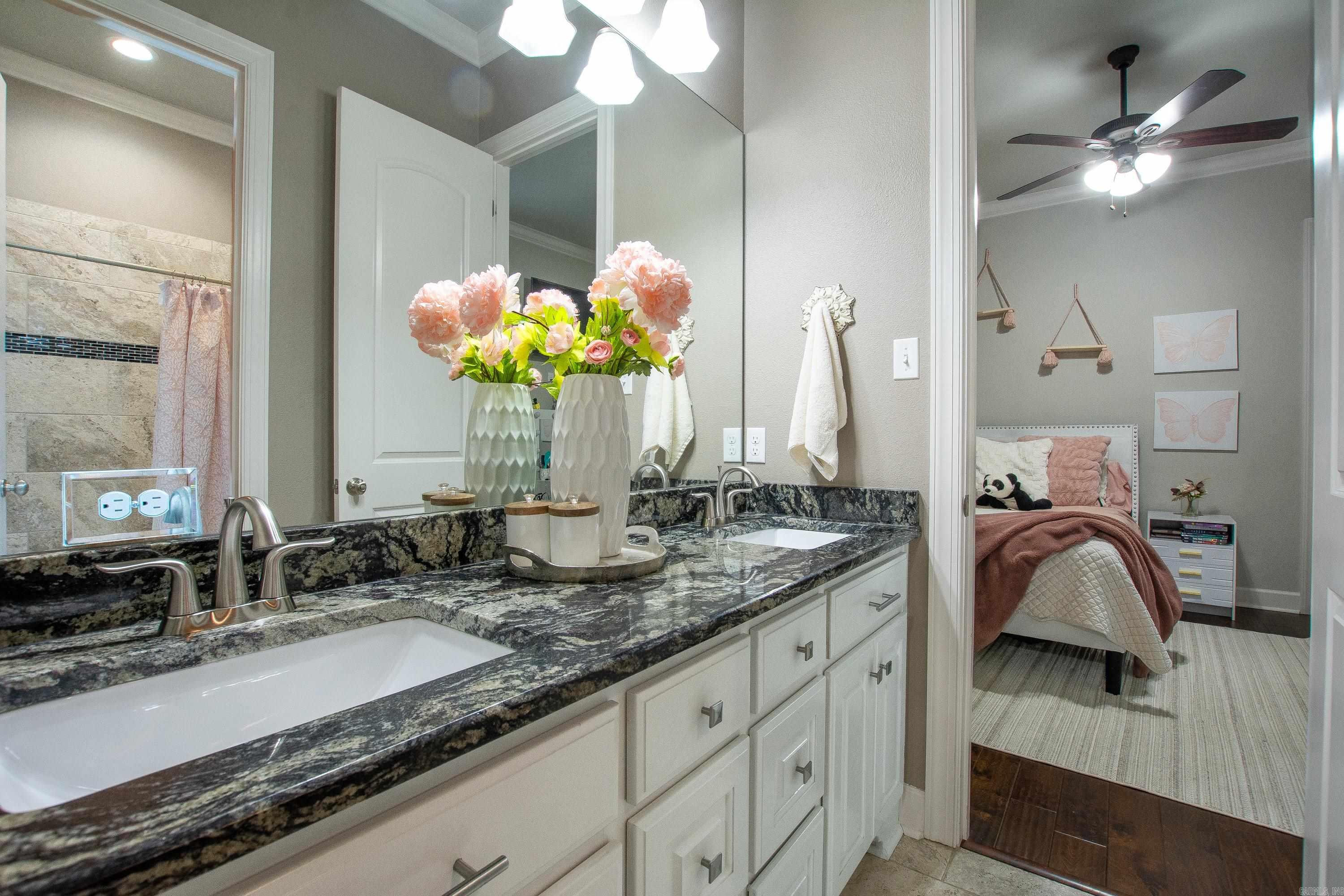 9800 Oak Heights Drive  Sherwood, AR