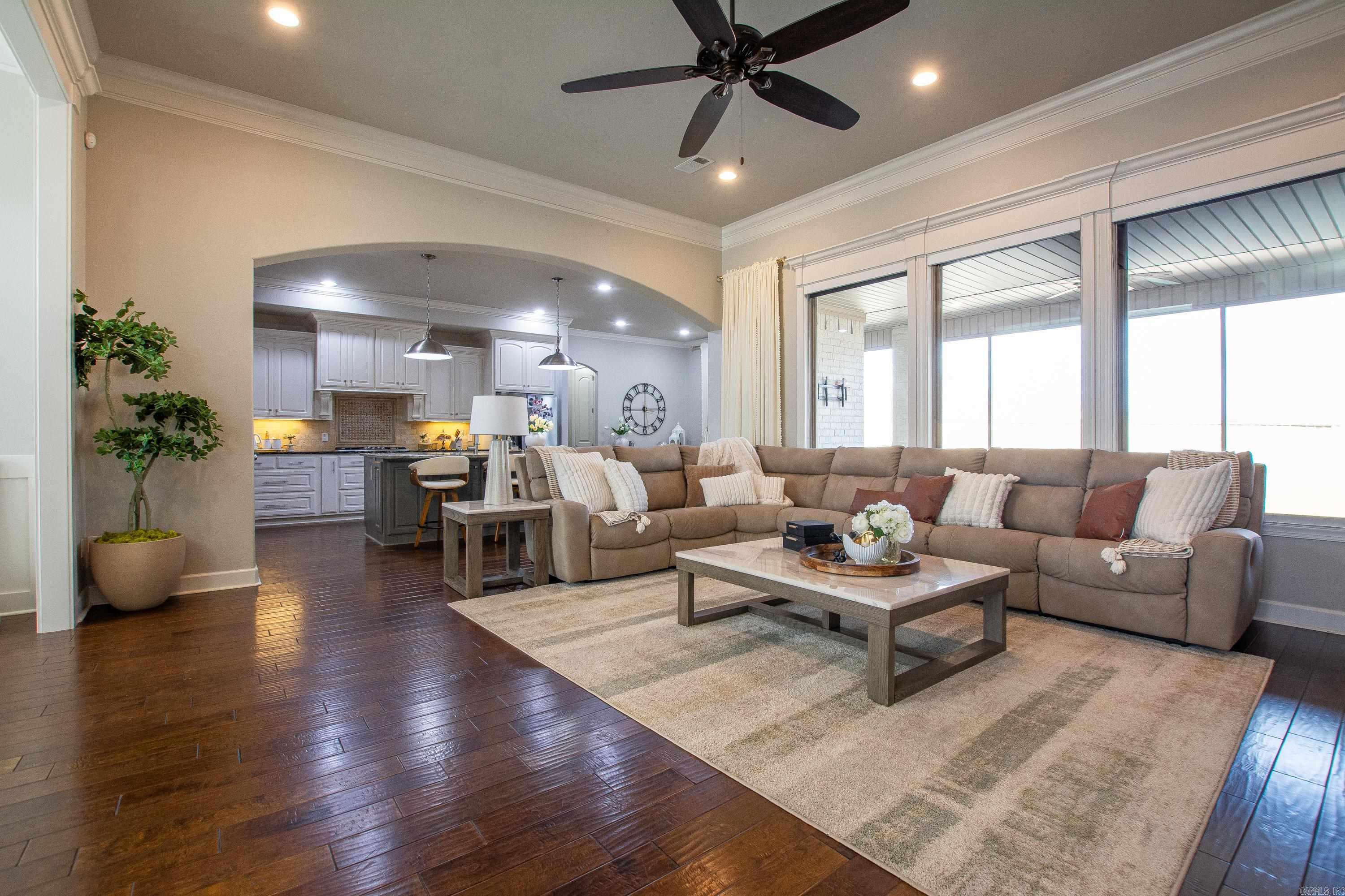 9800 Oak Heights Drive  Sherwood, AR