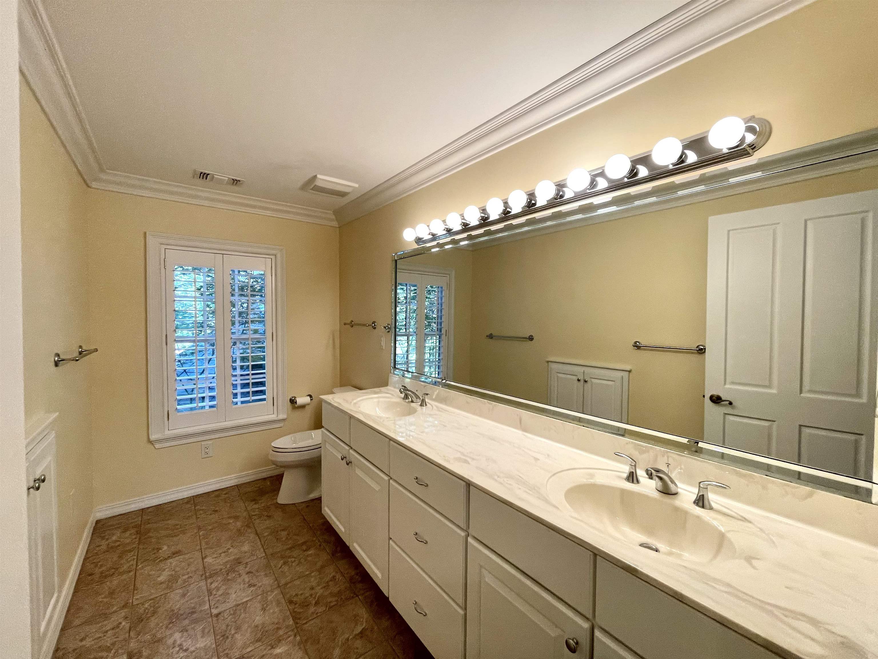 157 N Spring Street  Melbourne, AR