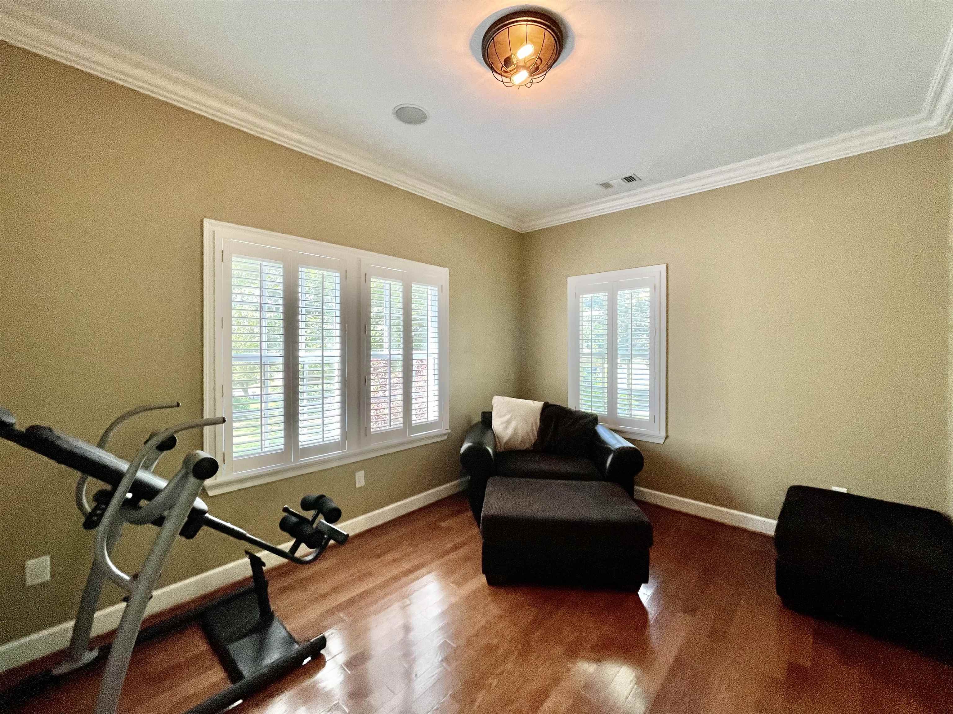 157 N Spring Street  Melbourne, AR