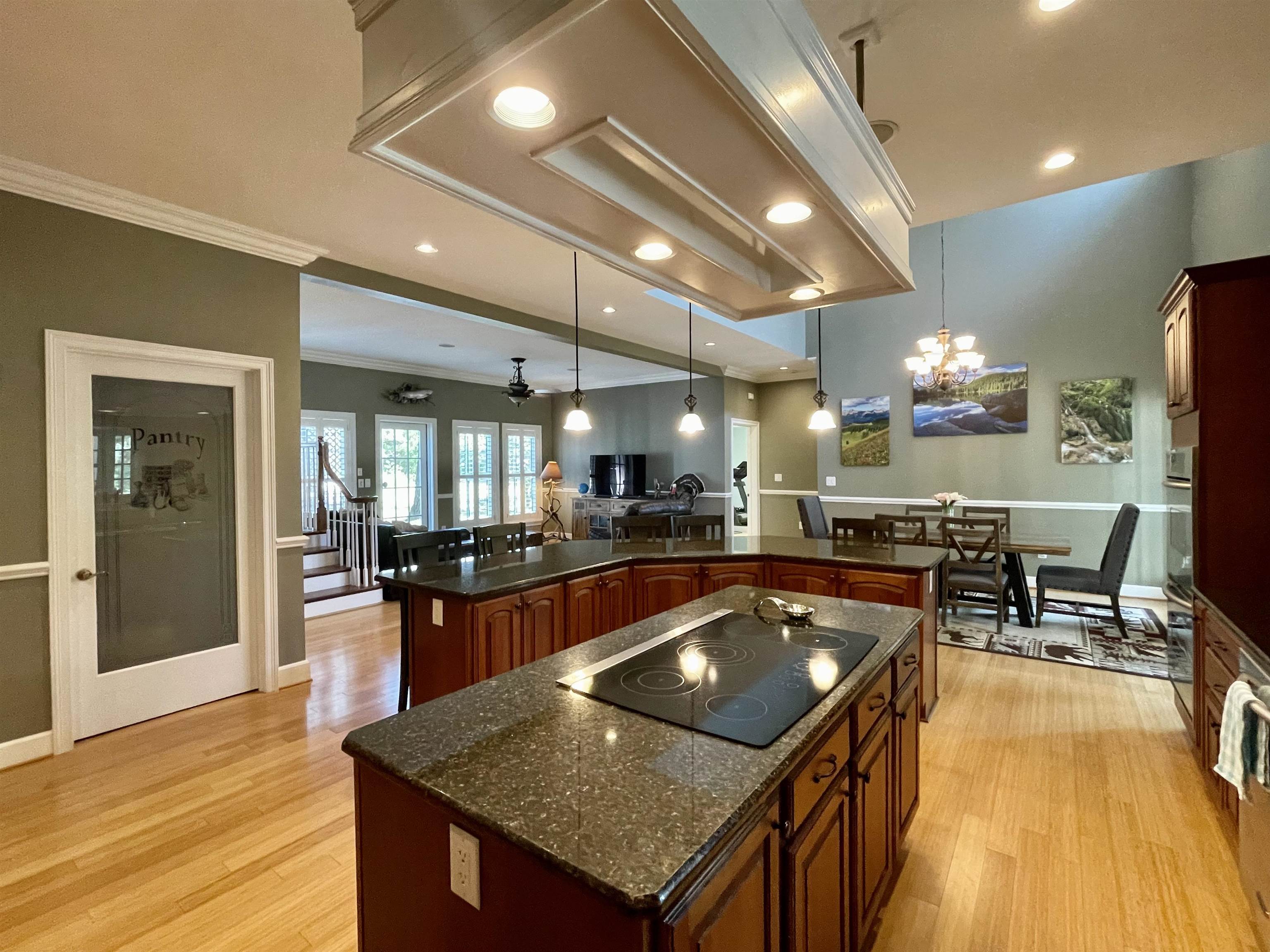 157 N Spring Street  Melbourne, AR