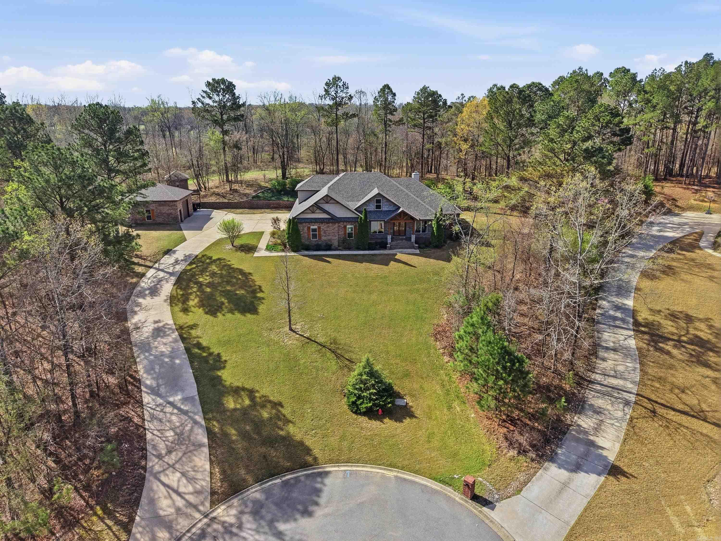 571 Valley Hill  Benton, AR