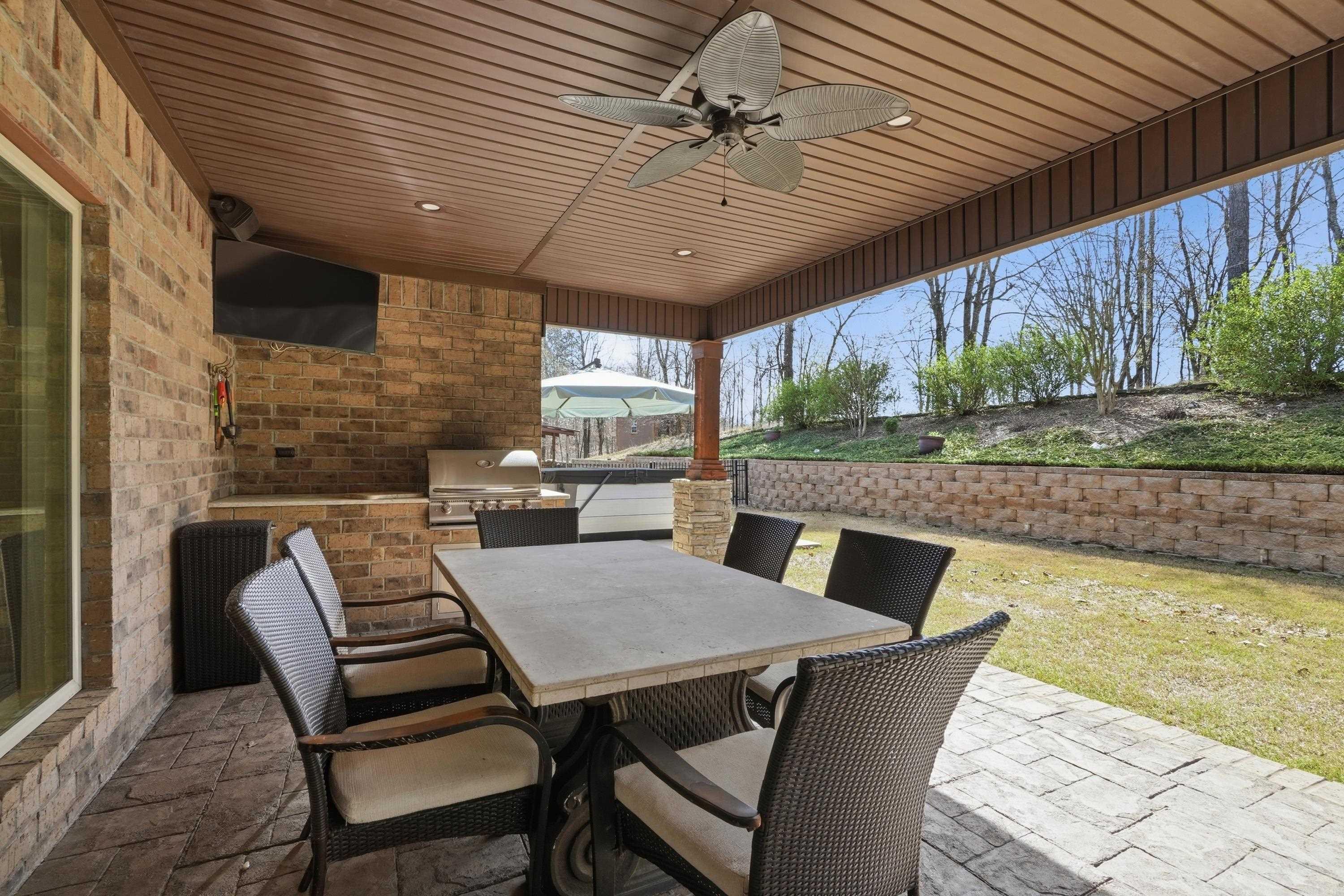 571 Valley Hill  Benton, AR