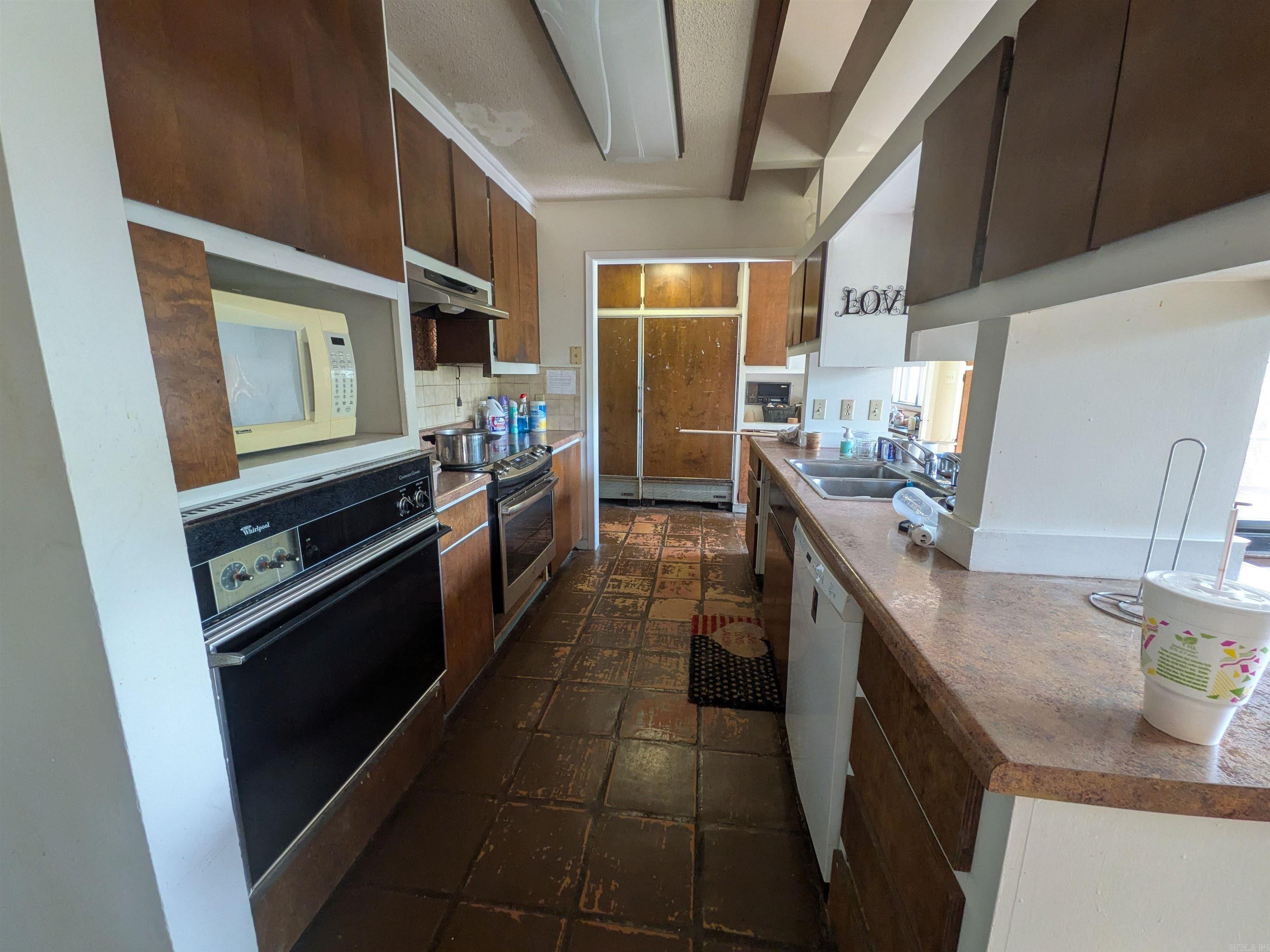 1 Timber Trails  Camden, AR