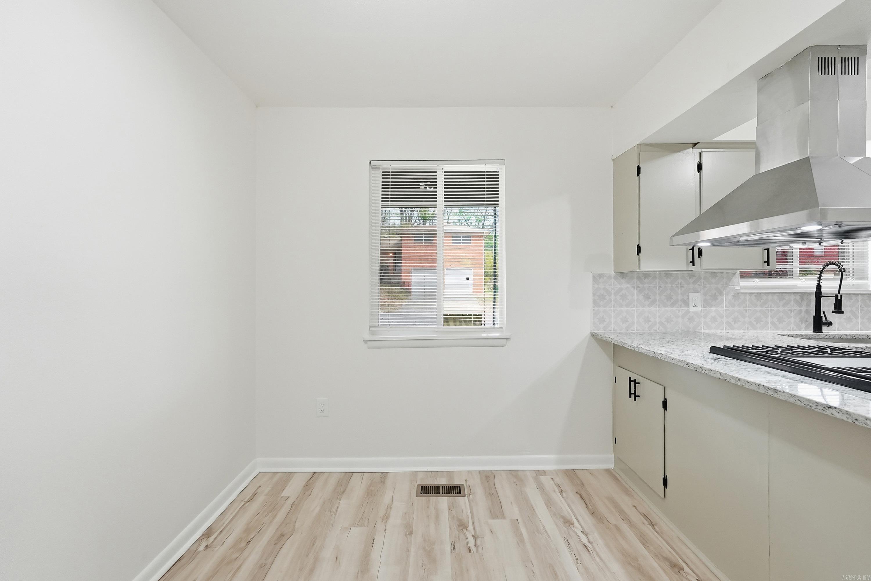 6907 W 32Nd St  Little Rock, AR