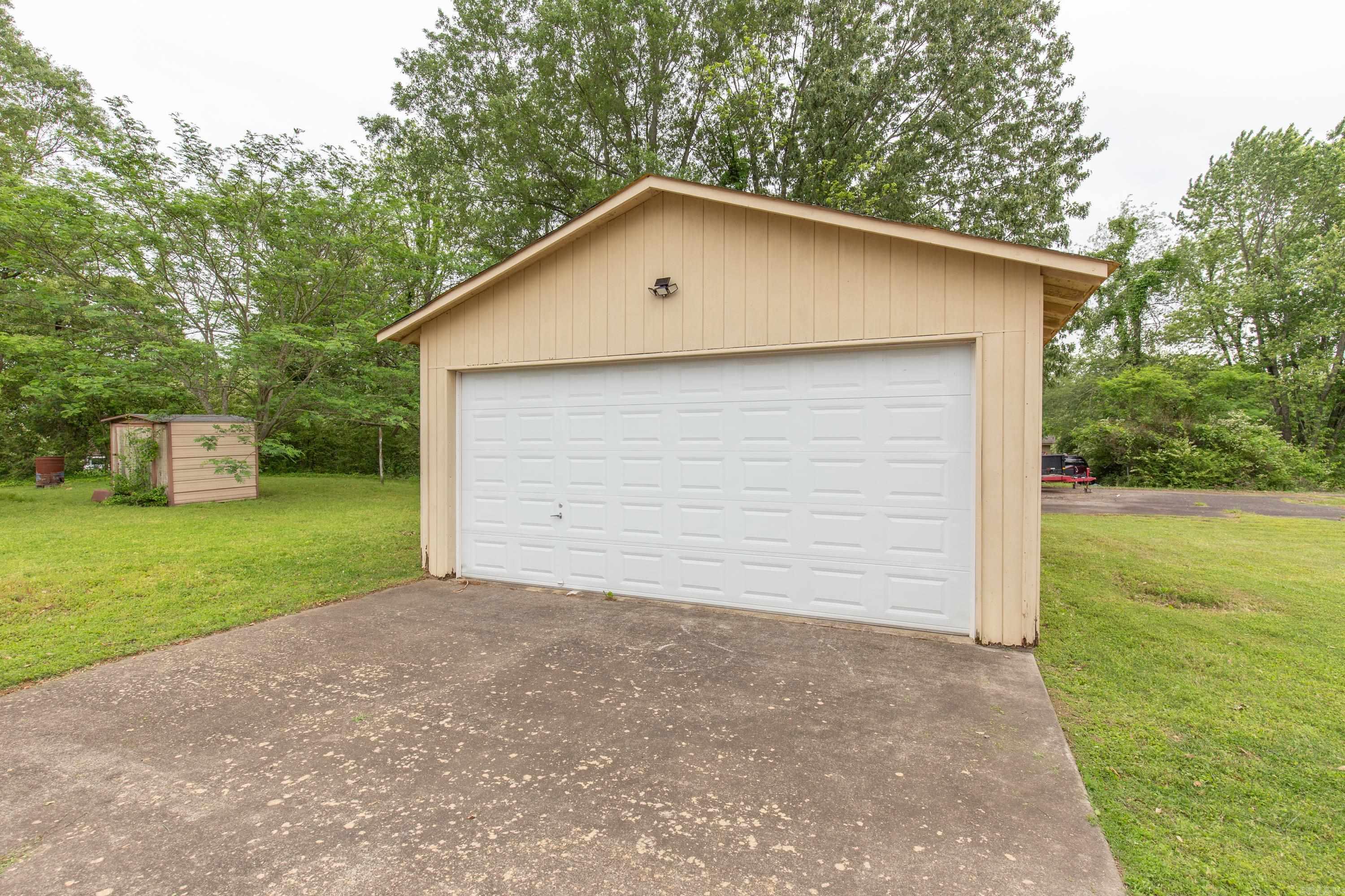 910 Ray Rd.  Jacksonville, AR