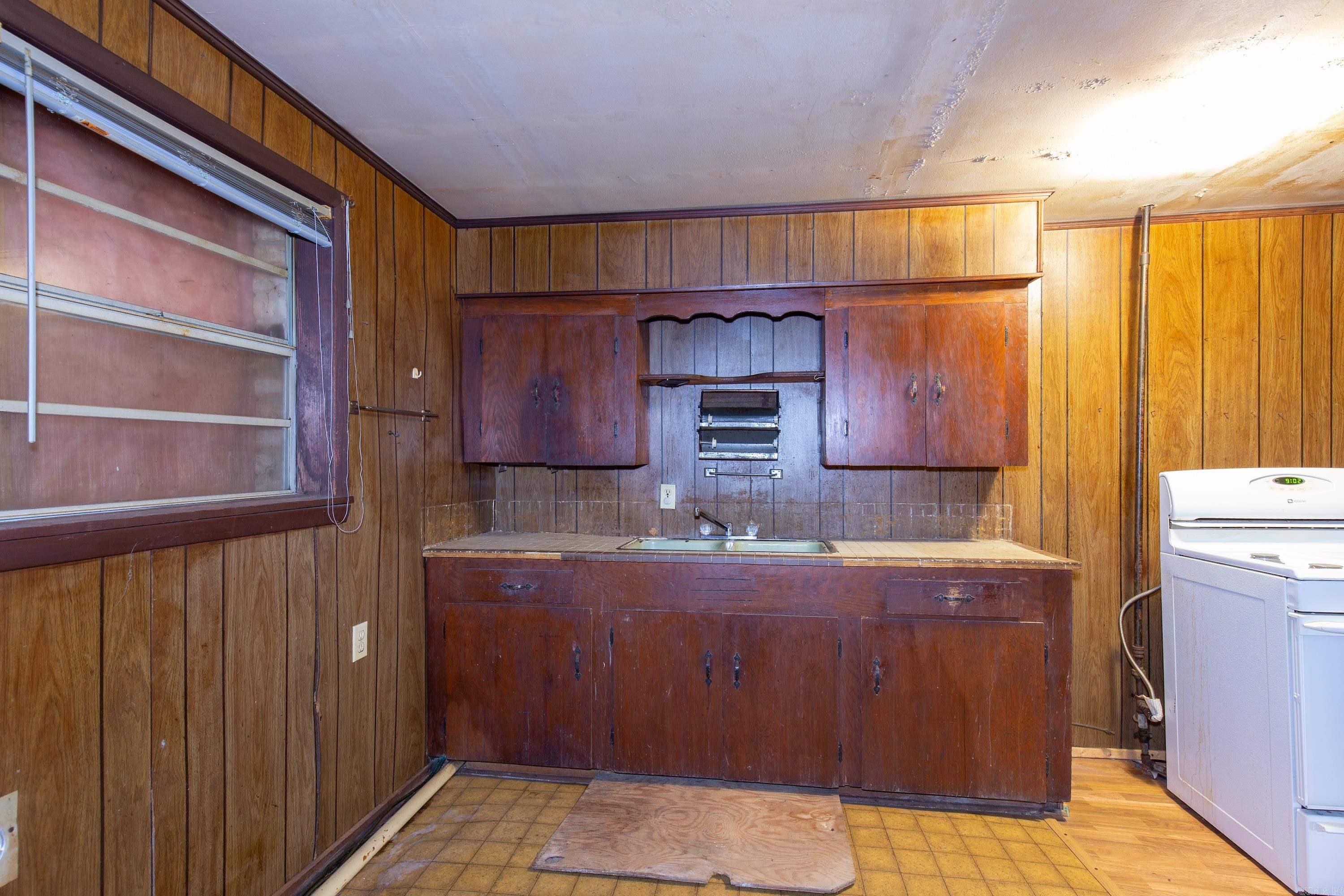 910 Ray Rd.  Jacksonville, AR