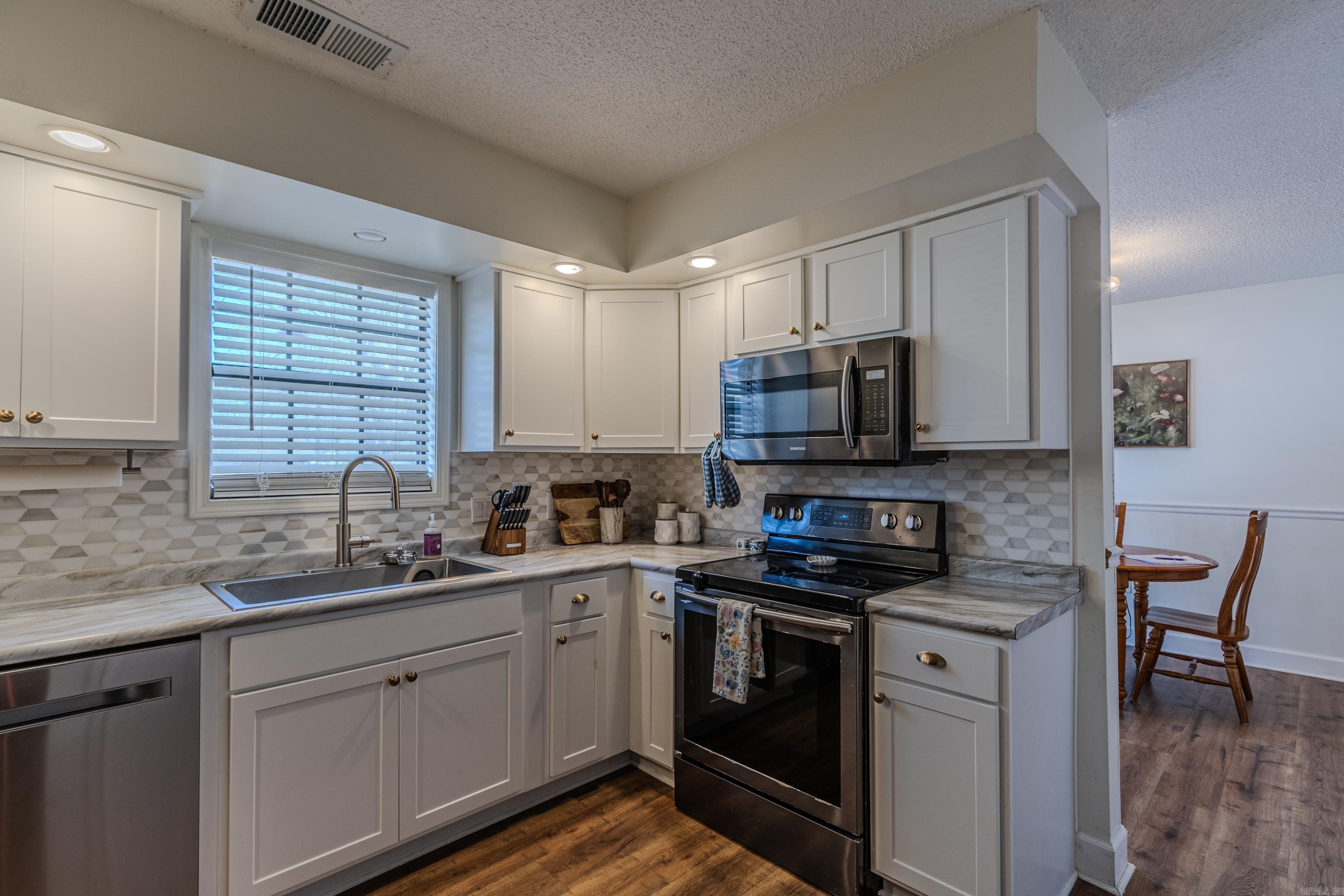 1307 Daniel  Paragould, AR