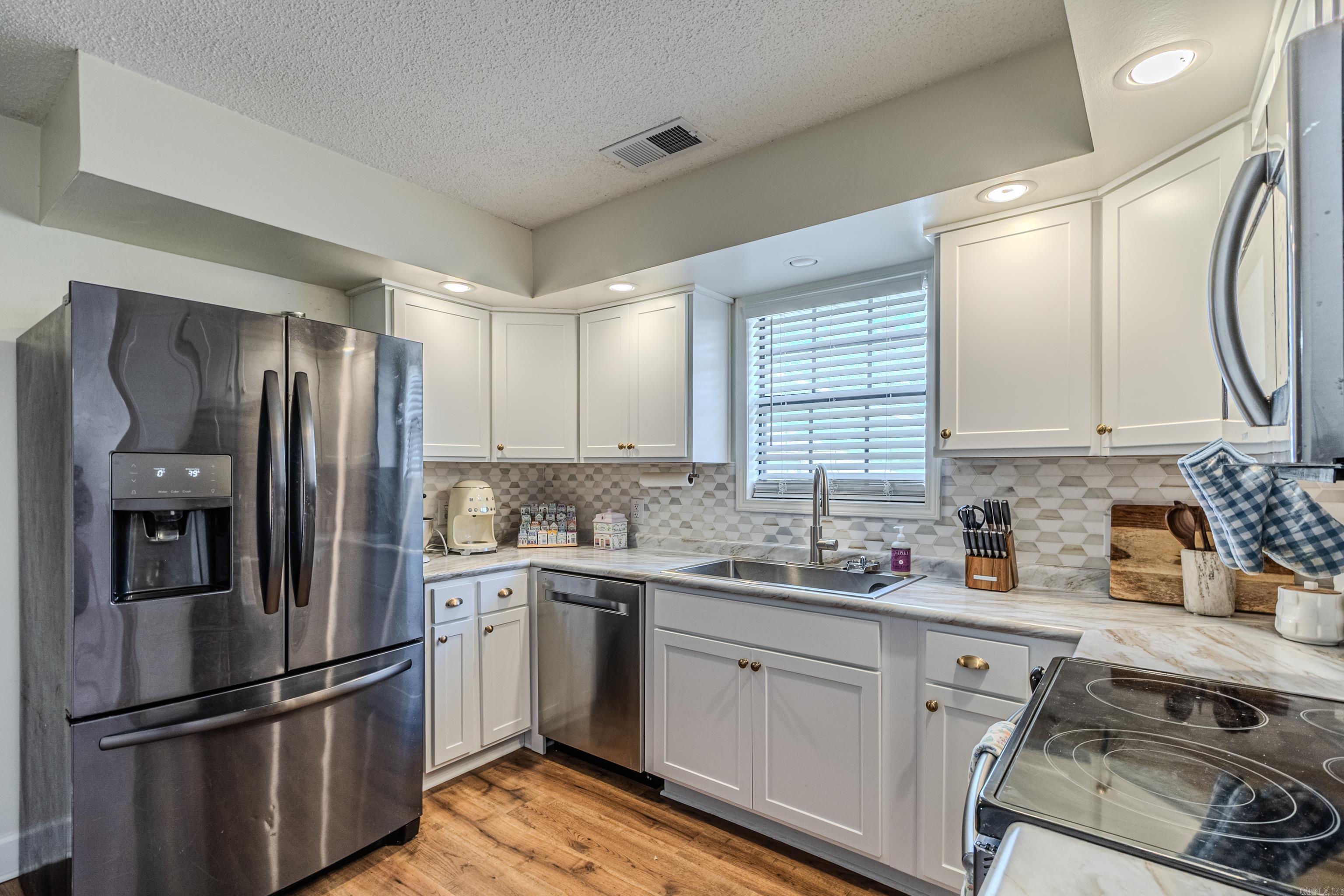 1307 Daniel  Paragould, AR