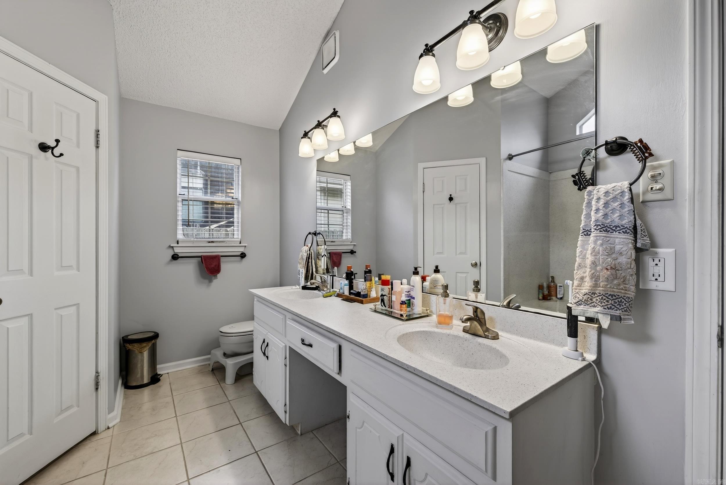 2112 Steeple Chase Dr  Jacksonville, AR