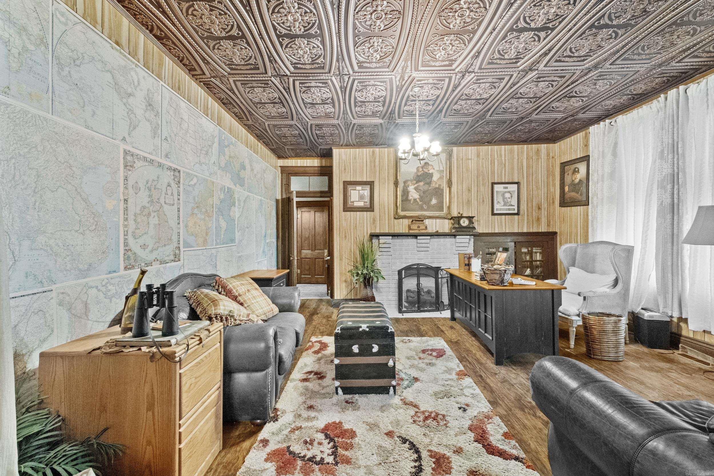 610 W Center  Searcy, AR