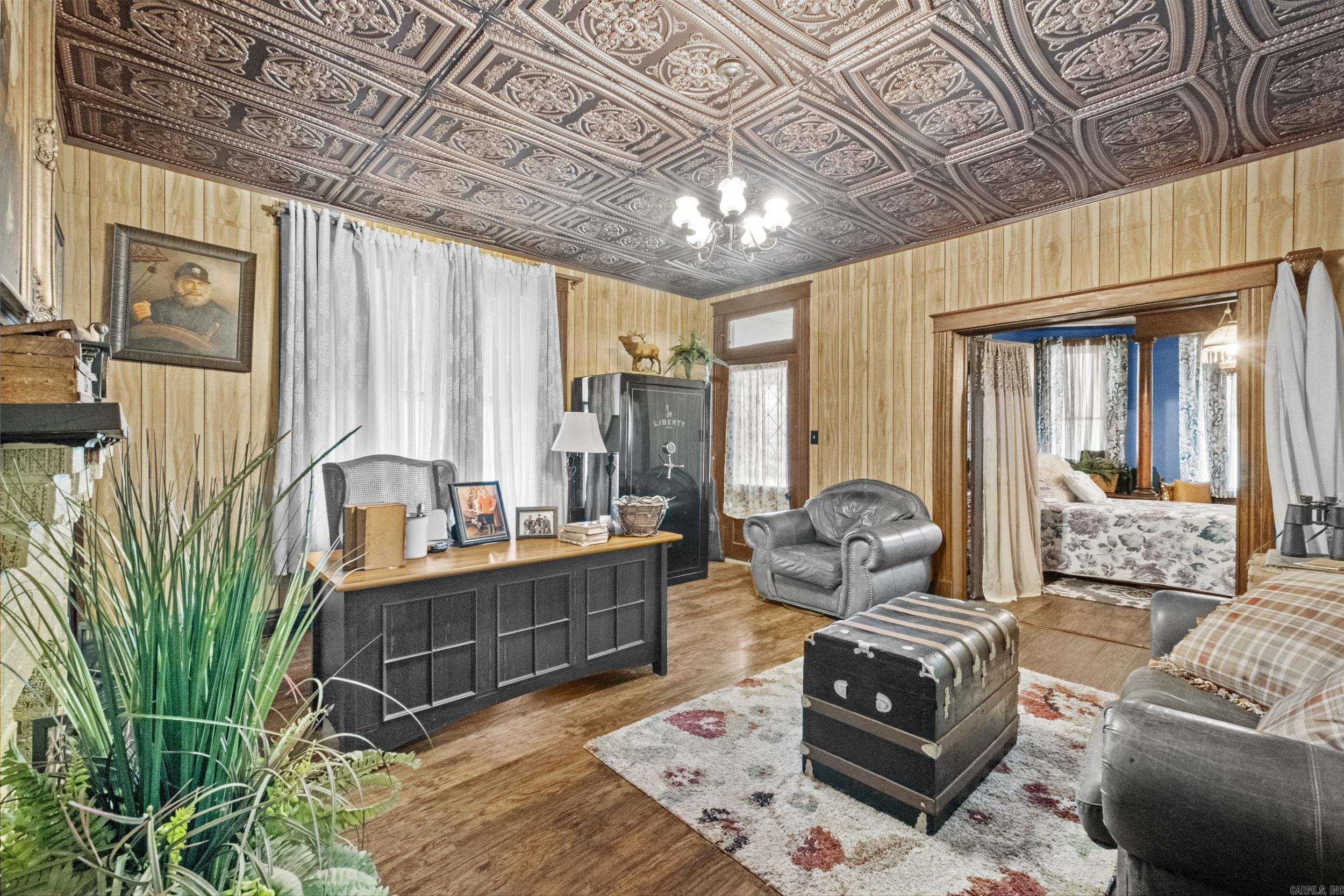 610 W Center  Searcy, AR