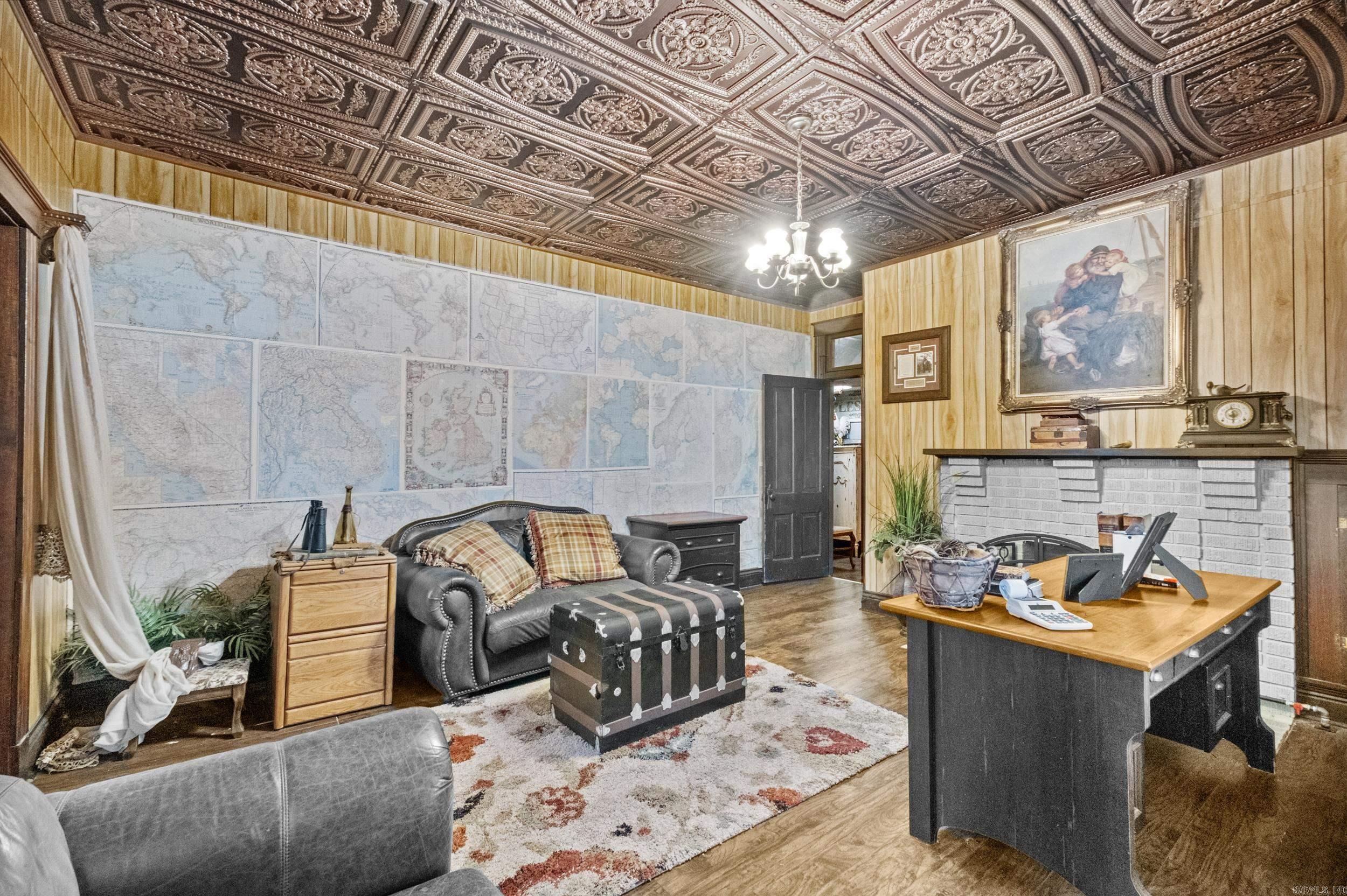 610 W Center  Searcy, AR