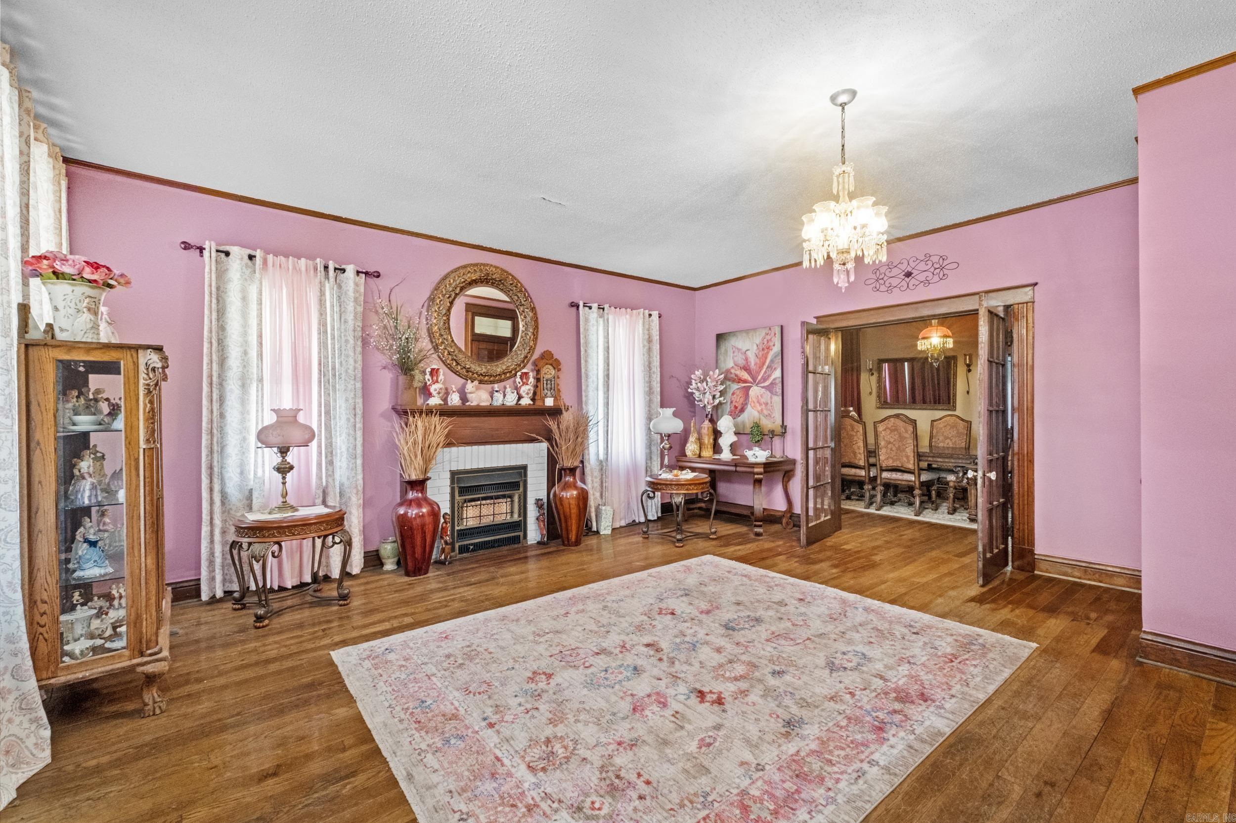 610 W Center  Searcy, AR