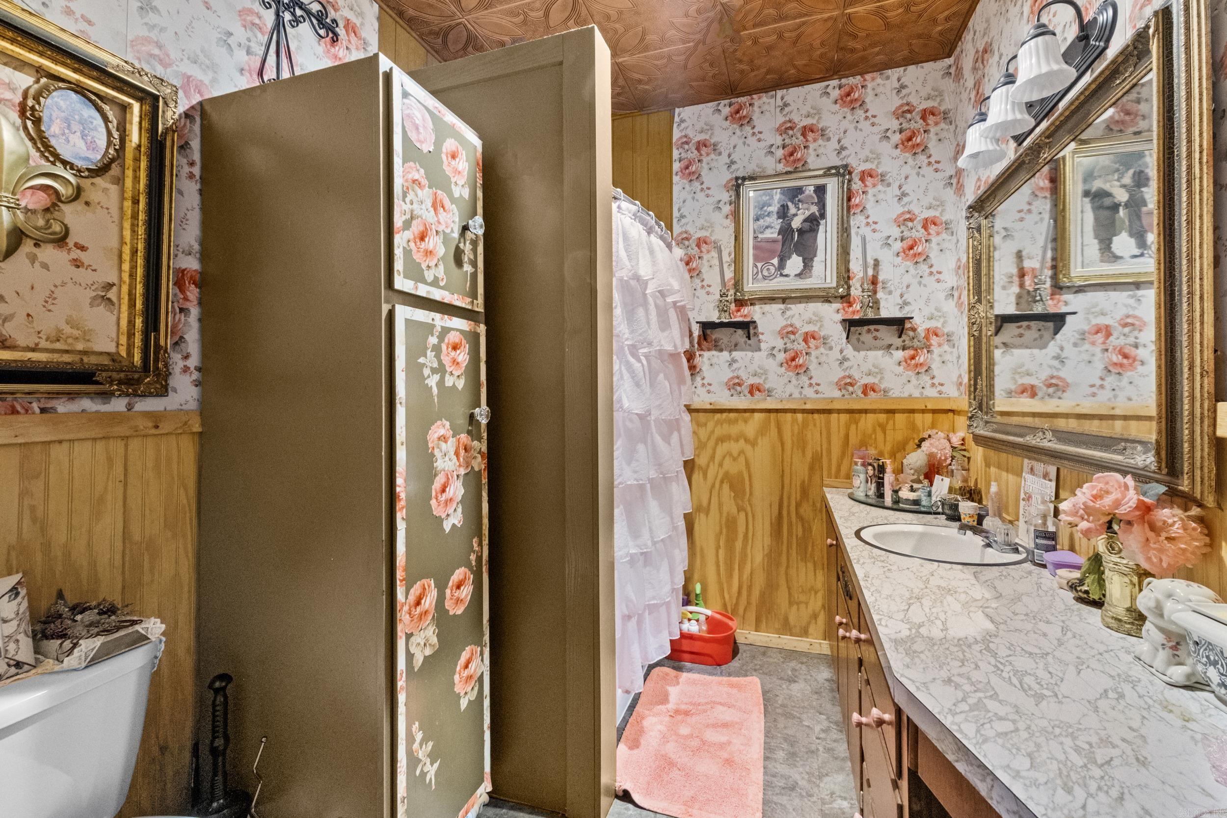 610 W Center  Searcy, AR