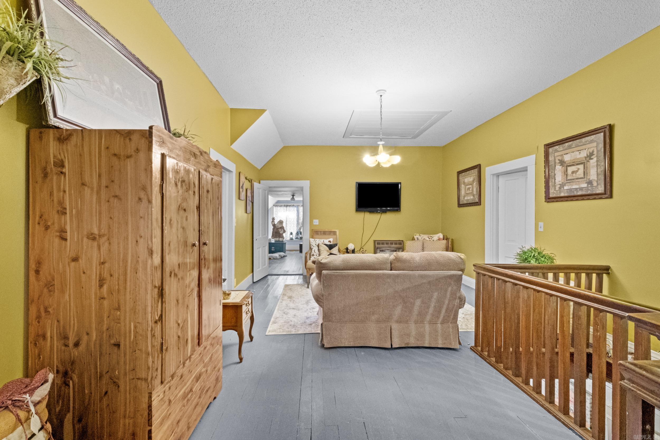 610 W Center  Searcy, AR