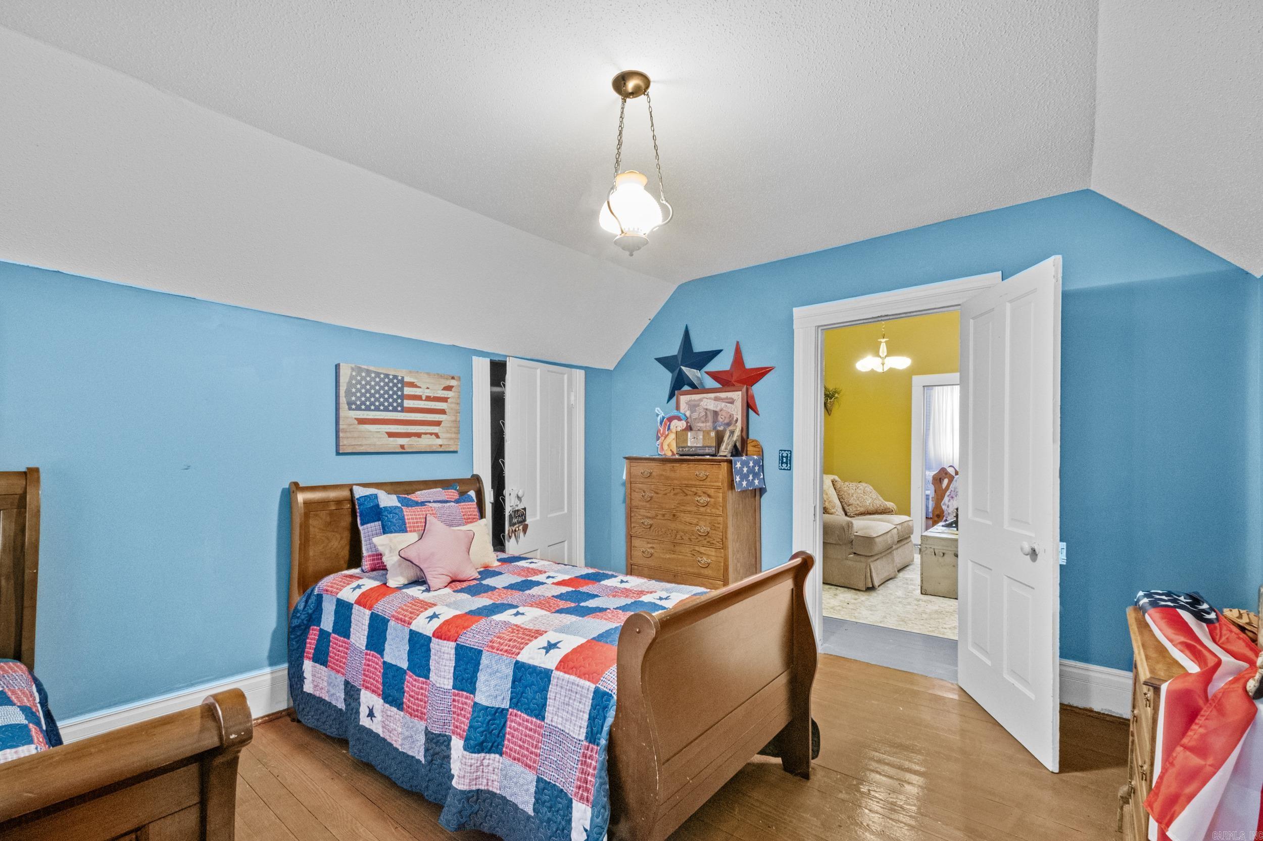 610 W Center  Searcy, AR