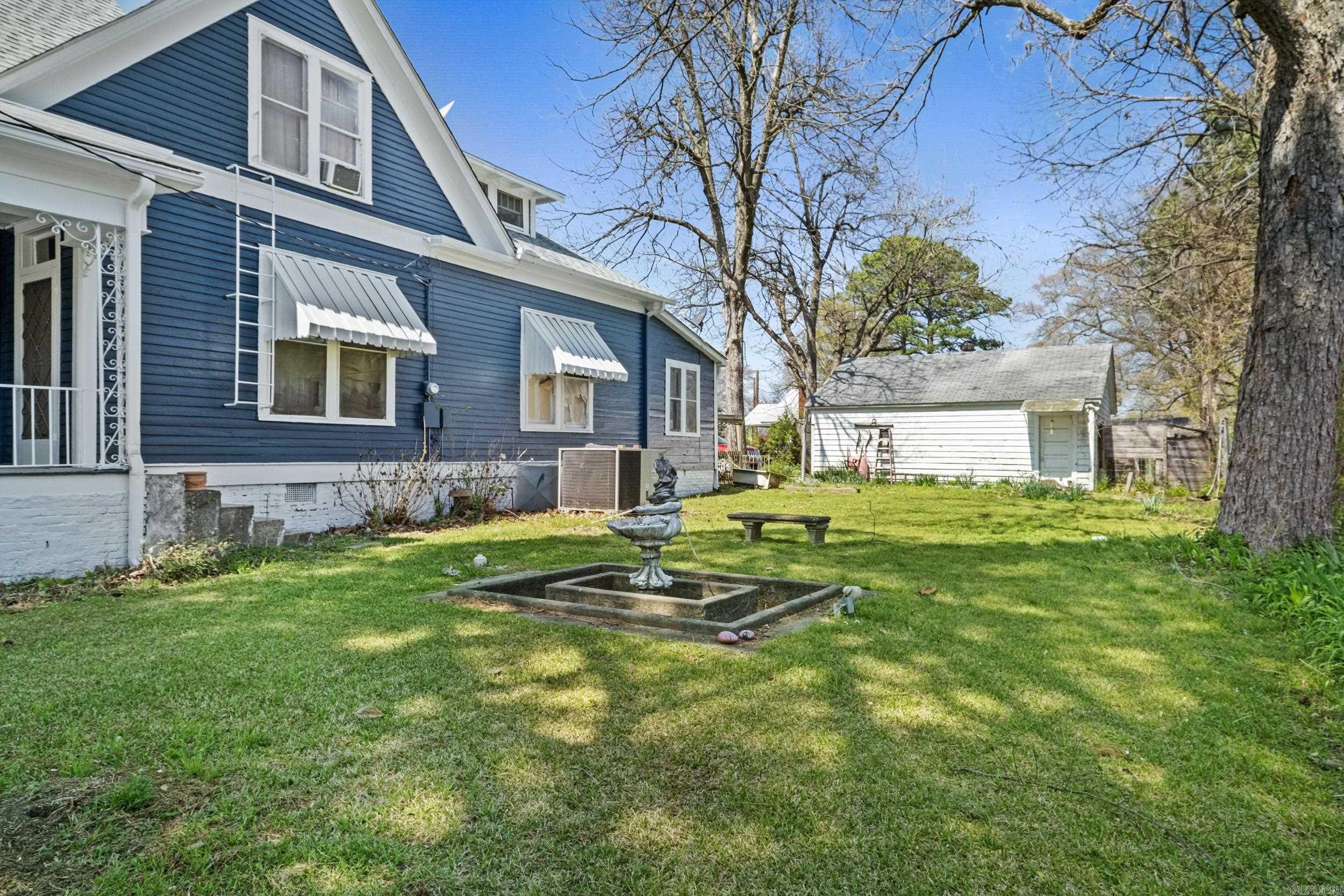 610 W Center  Searcy, AR