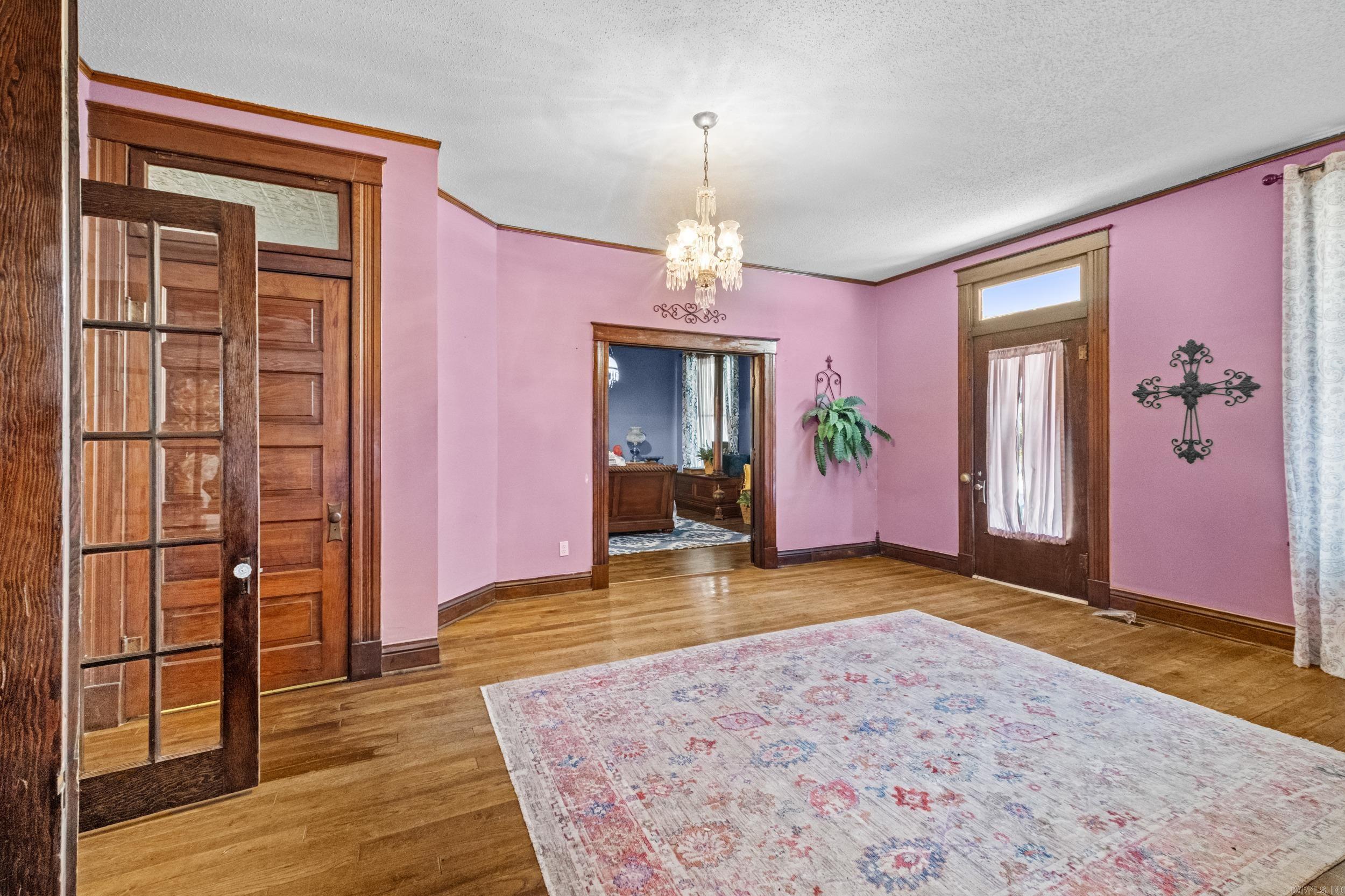 610 W Center  Searcy, AR